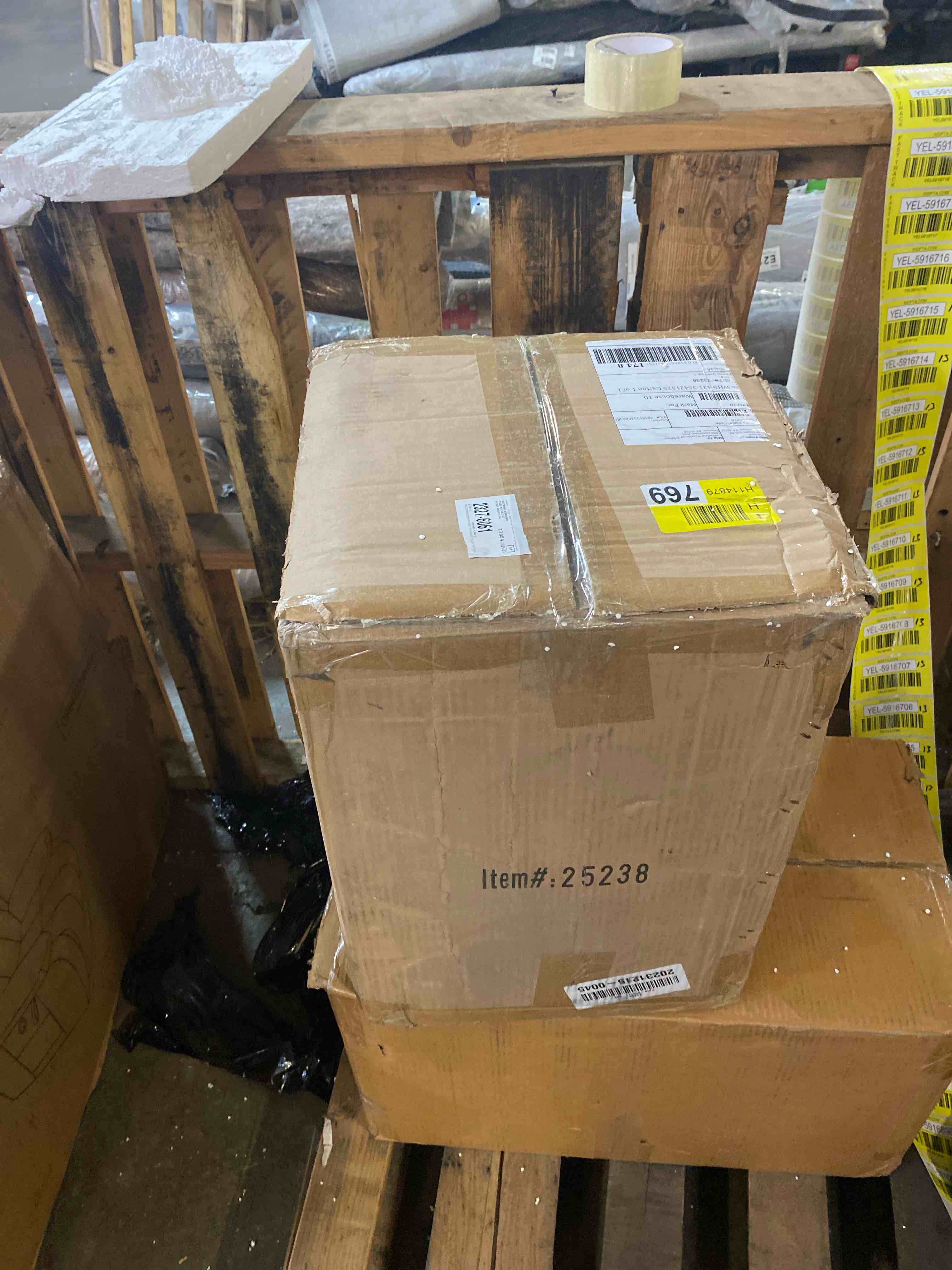https://s3.amazonaws.com/lotting-images-prod/phillipi/YEL5916695_1714662269134.jpeg