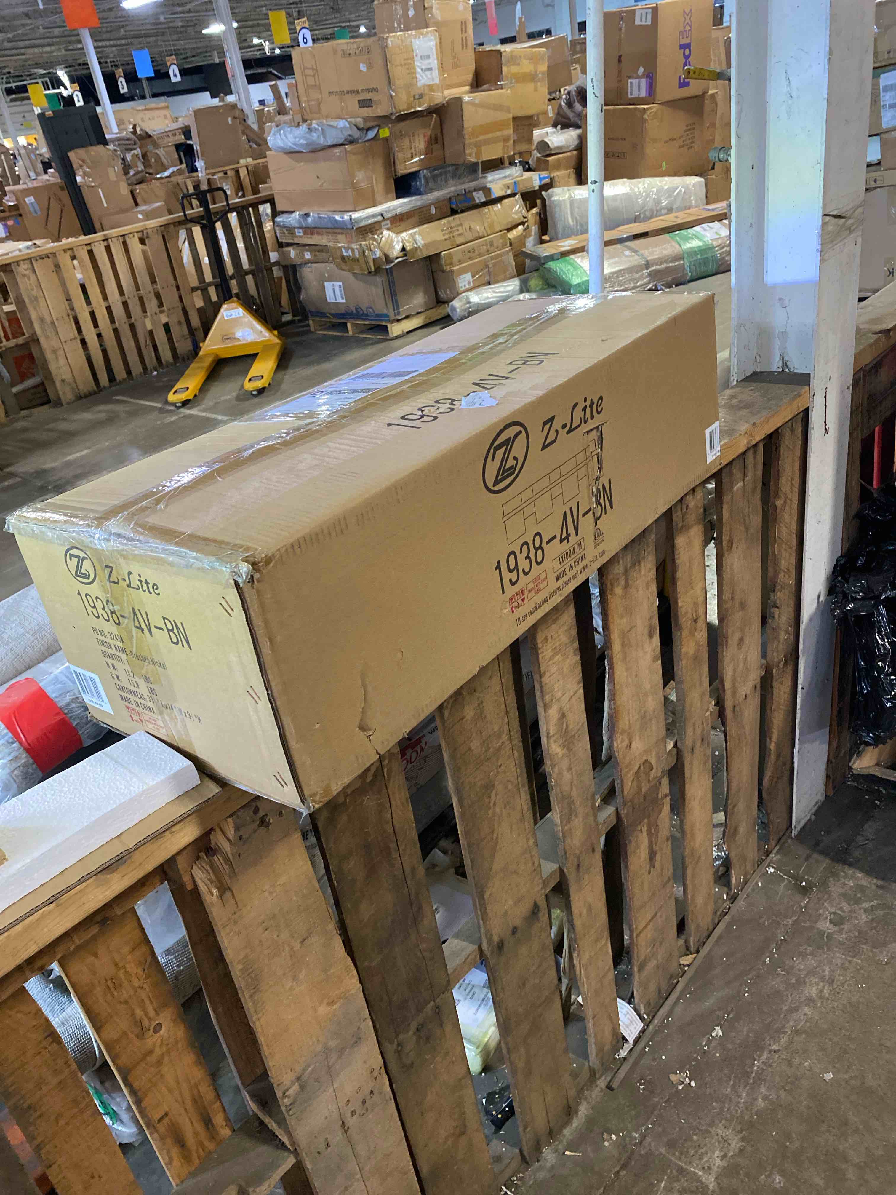 https://s3.amazonaws.com/lotting-images-prod/phillipi/YEL5916717_1714668210771.jpeg
