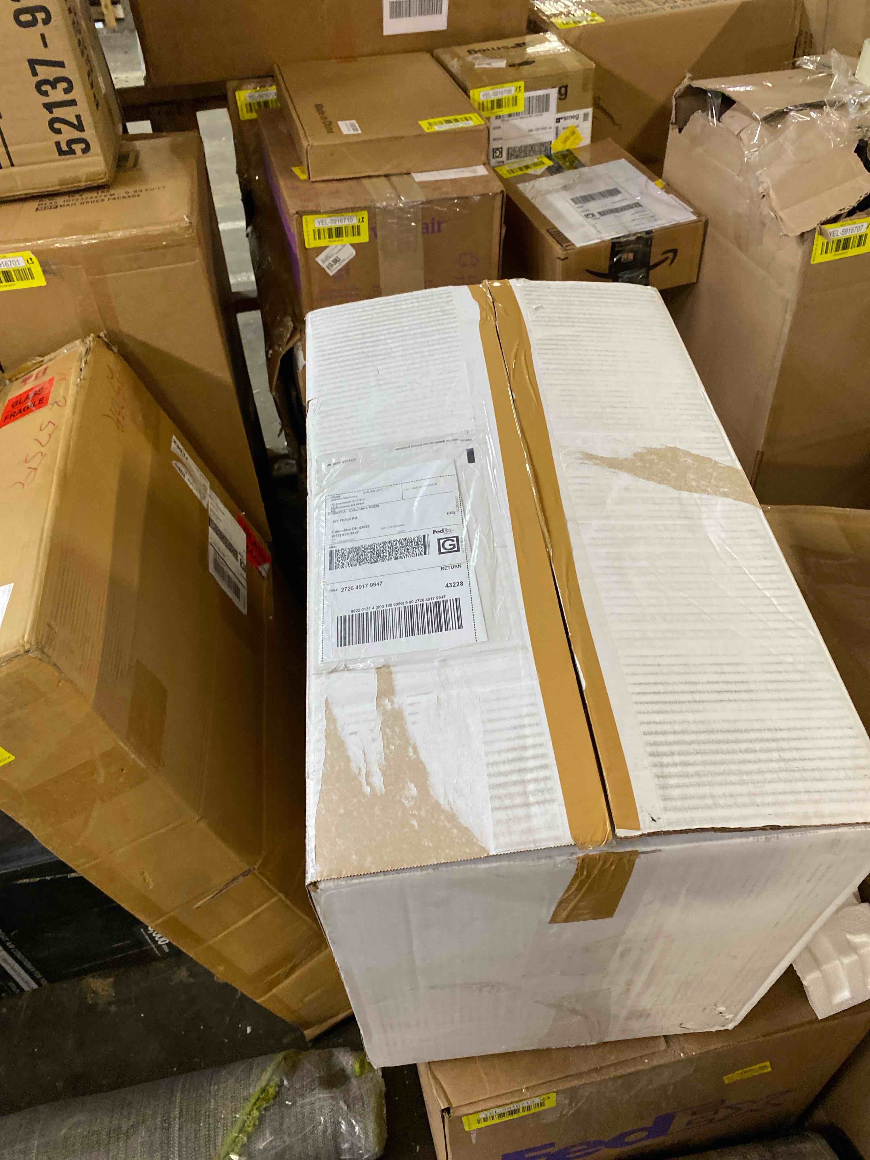 https://s3.amazonaws.com/lotting-images-prod/phillipi/YEL5916721_1714669445468.jpeg