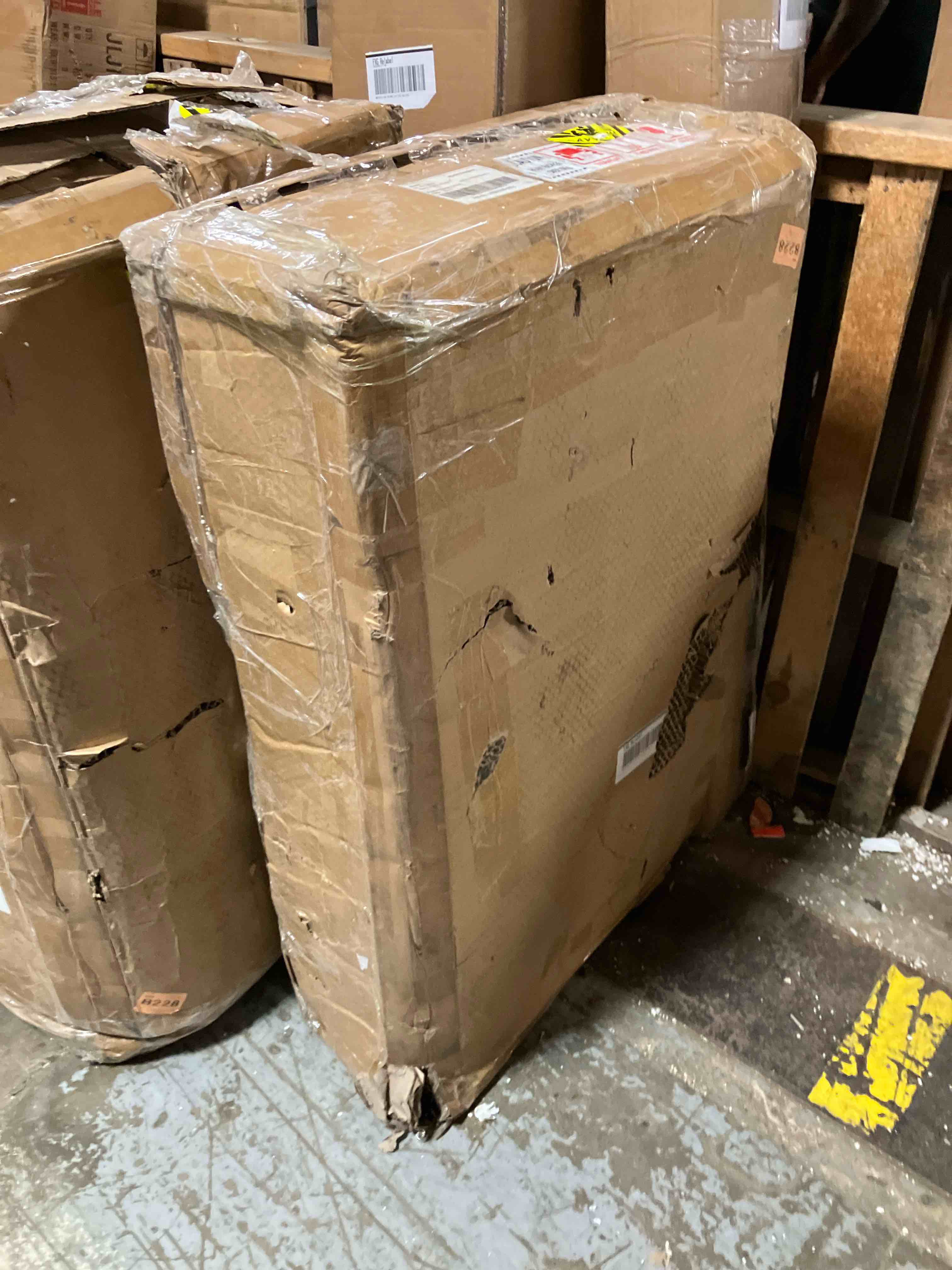 https://s3.amazonaws.com/lotting-images-prod/phillipi/YEL5916766_1714678949460.jpeg