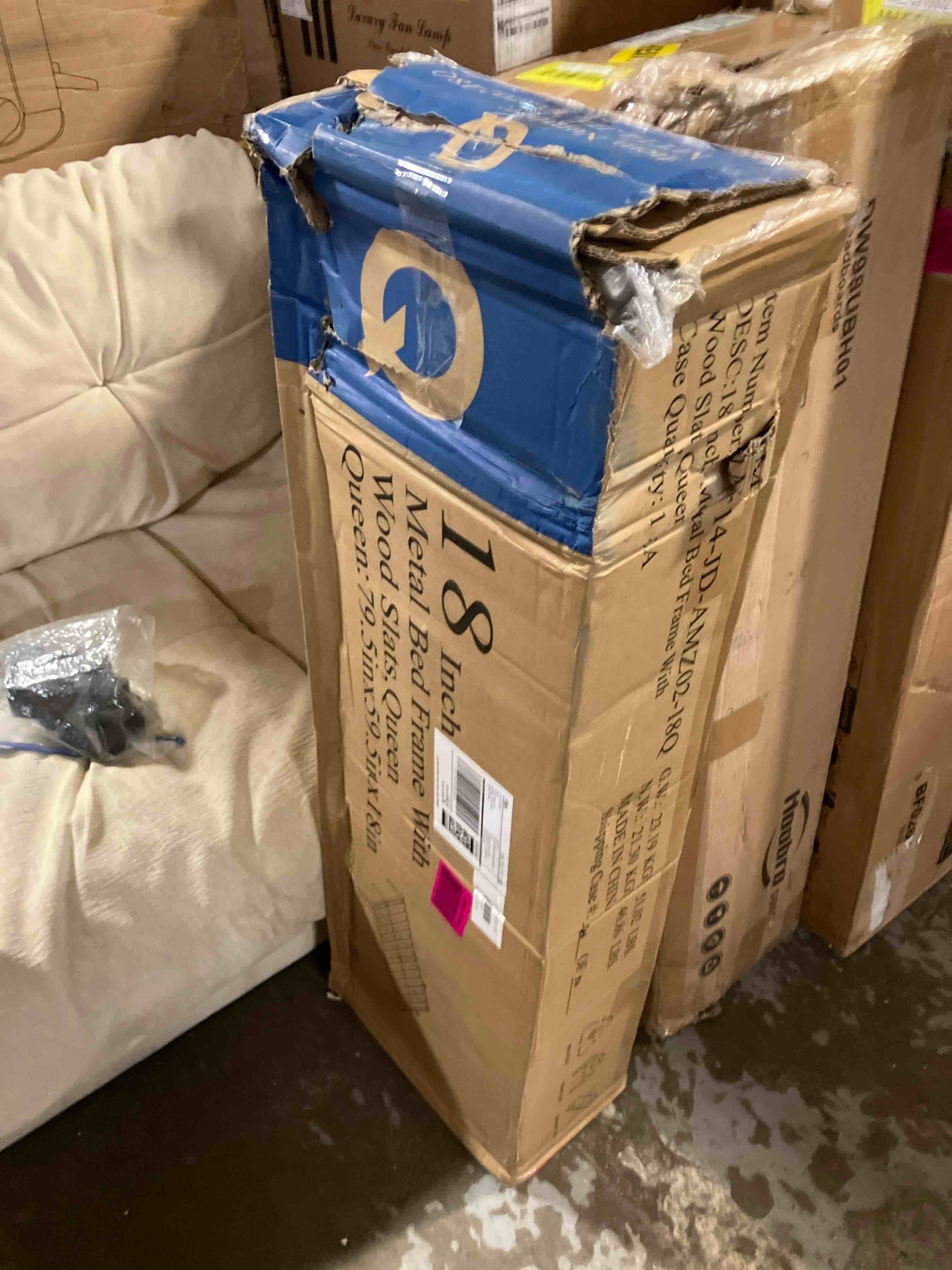 https://s3.amazonaws.com/lotting-images-prod/phillipi/YEL5916804_1714748652098.jpeg