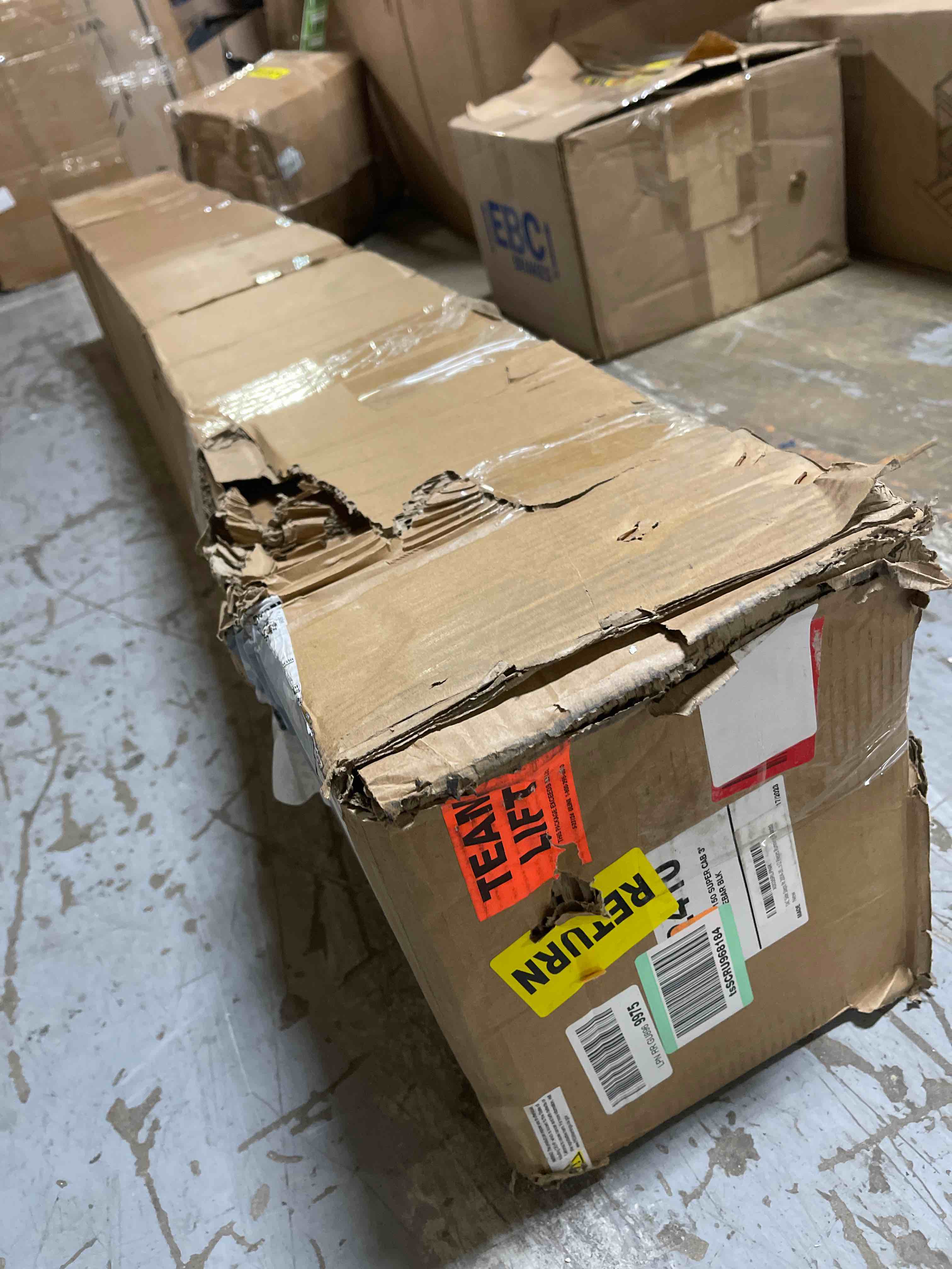 https://s3.amazonaws.com/lotting-images-prod/phillipi/YEL5916908_1714754777074.jpeg