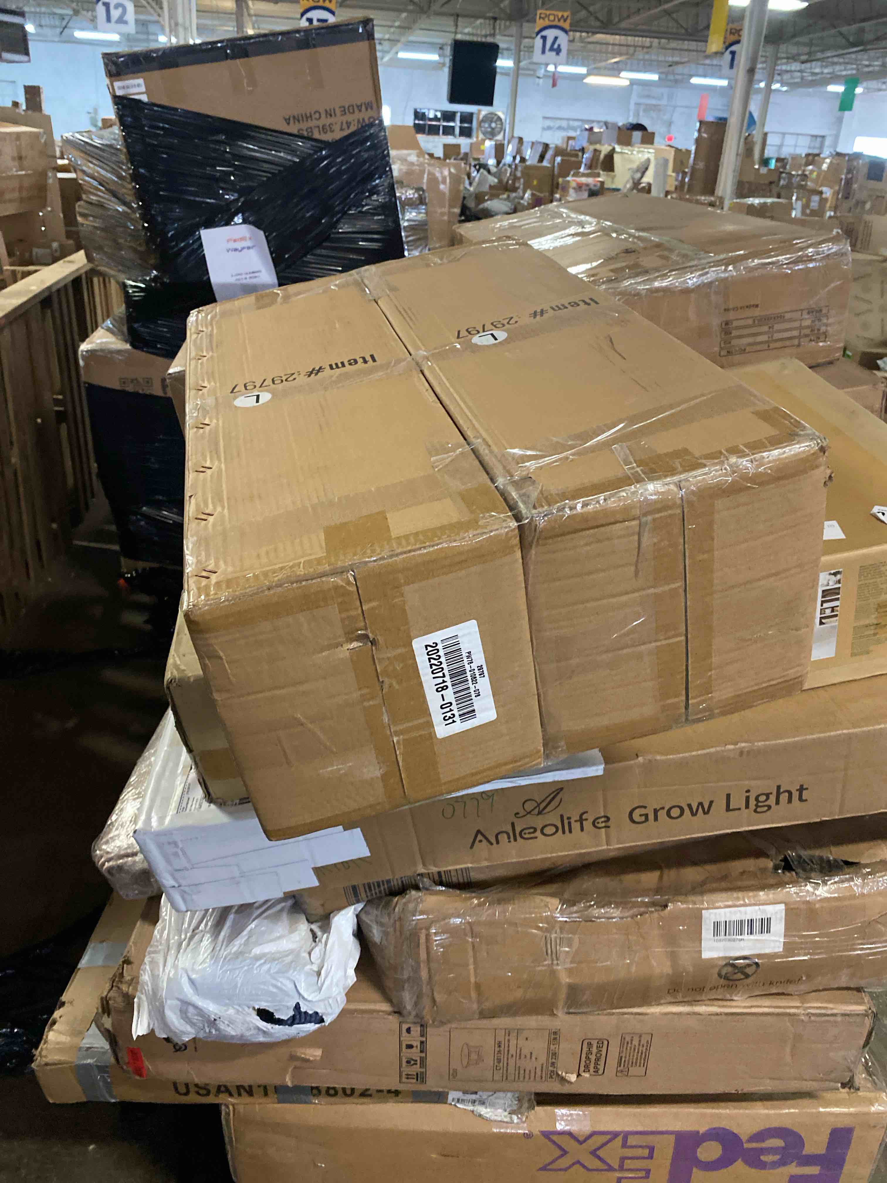 https://s3.amazonaws.com/lotting-images-prod/phillipi/YEL5916945_1714680124696.jpeg
