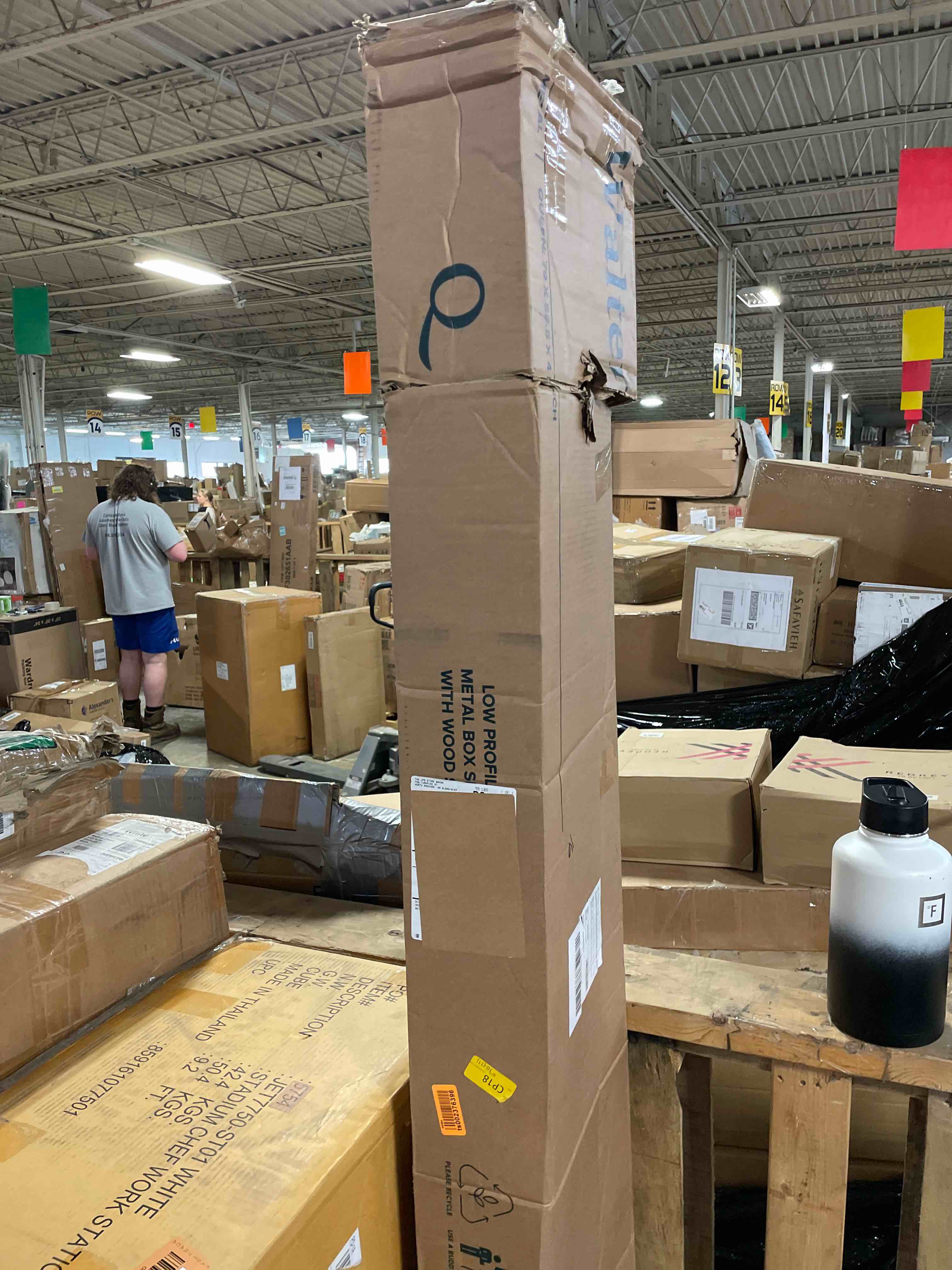 https://s3.amazonaws.com/lotting-images-prod/phillipi/YEL5916979_1714766234832.jpeg