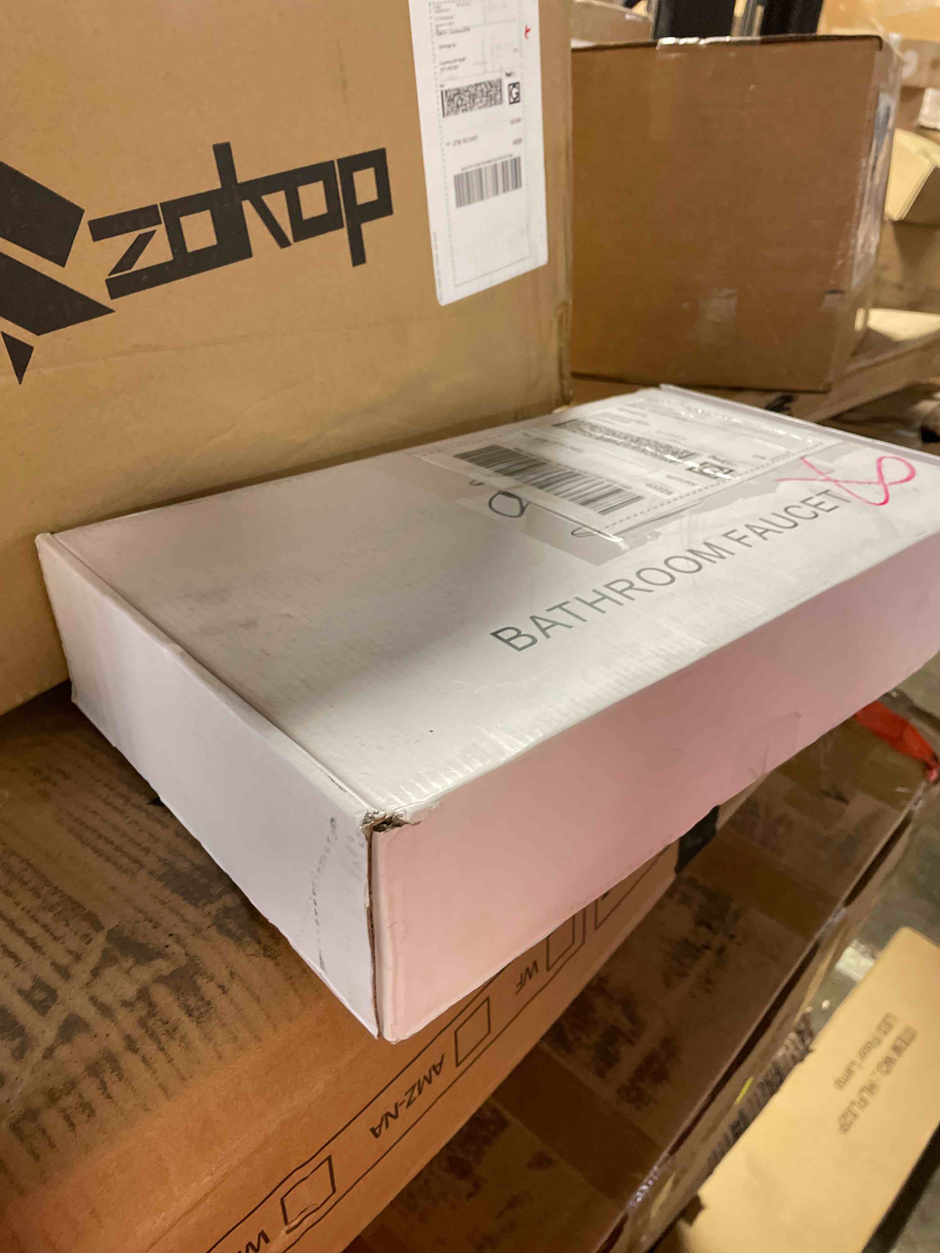 https://s3.amazonaws.com/lotting-images-prod/phillipi/YEL5916990_1714767643362.jpeg