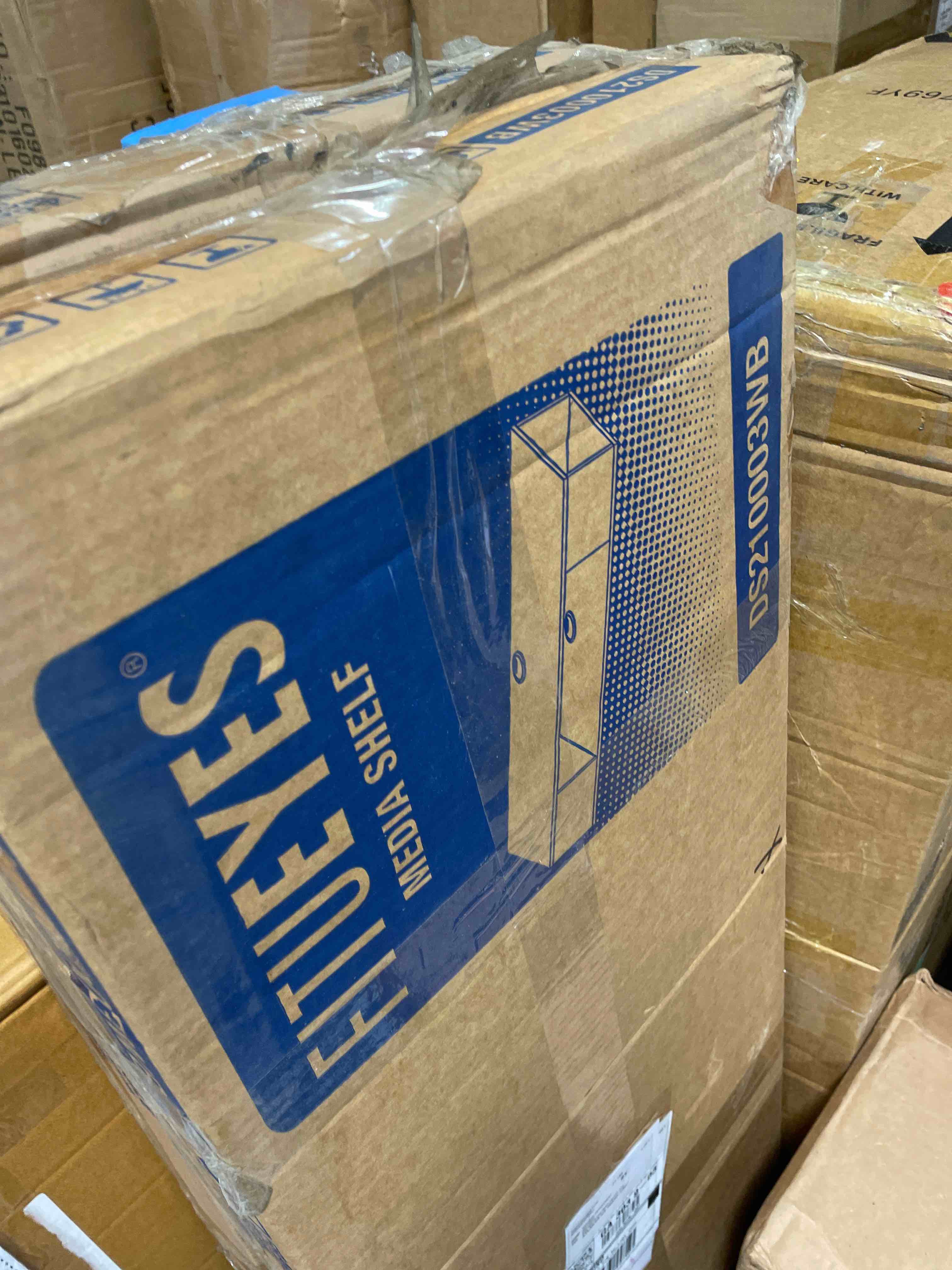https://s3.amazonaws.com/lotting-images-prod/phillipi/YEL5917019_1714772906945.jpeg