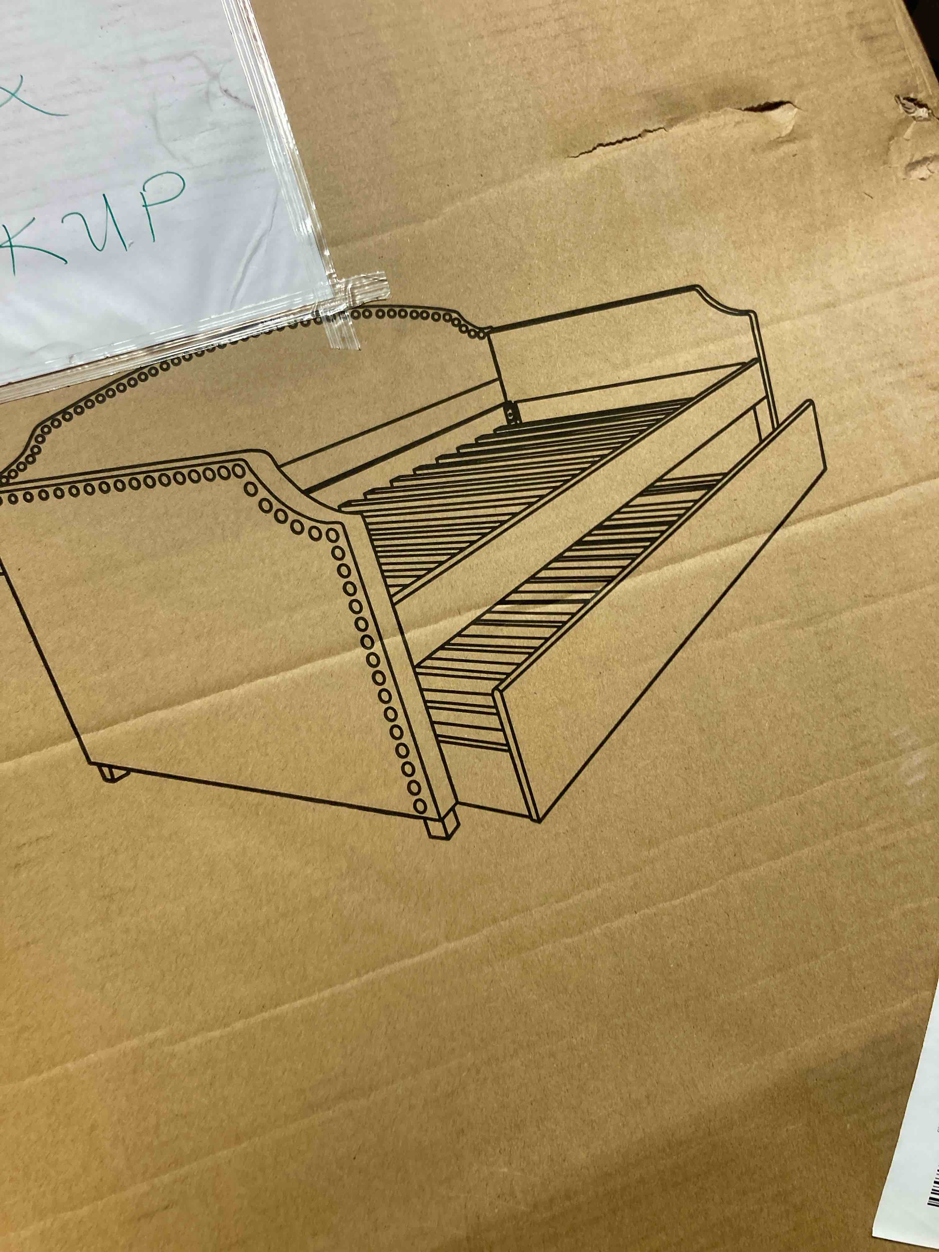 https://s3.amazonaws.com/lotting-images-prod/phillipi/YEL5917946_1716910449547.jpeg