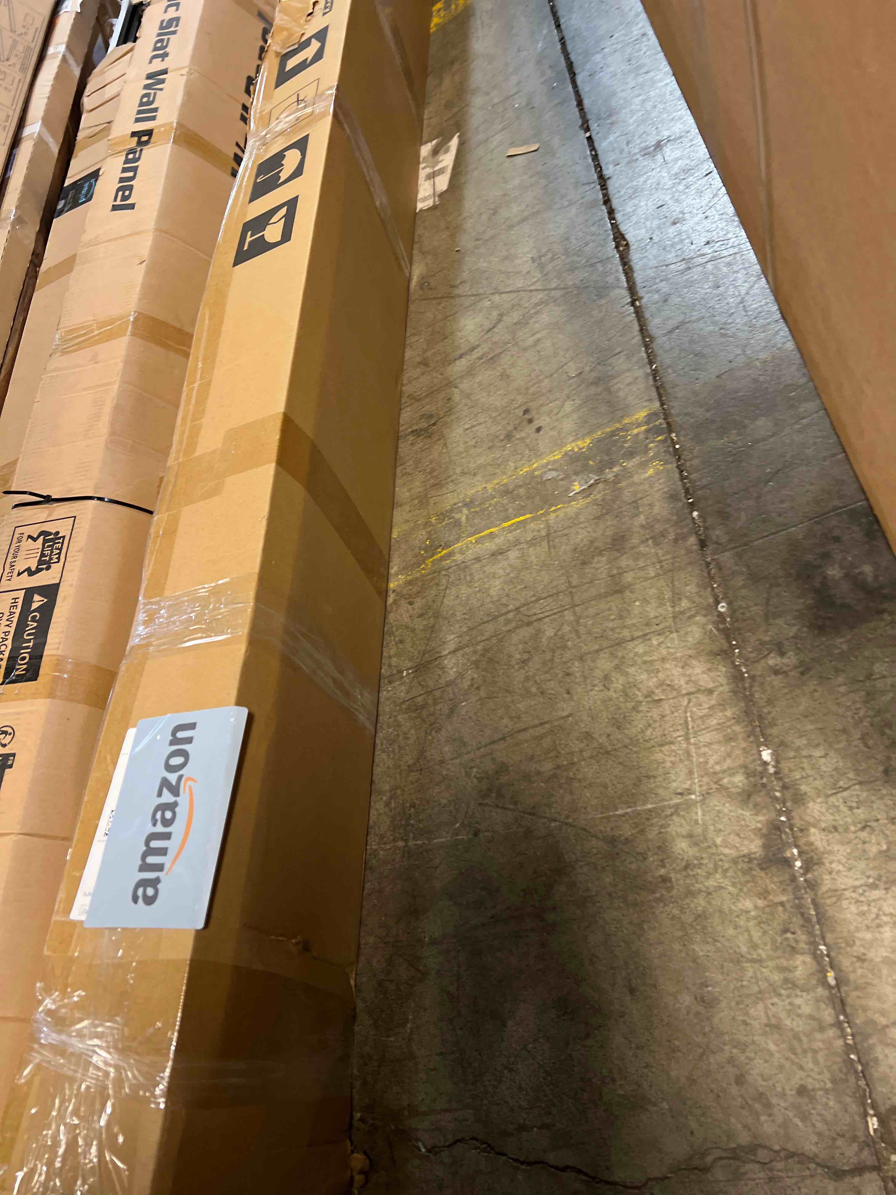 https://s3.amazonaws.com/lotting-images-prod/phillipi/YEL5918019_1716991507015.jpeg