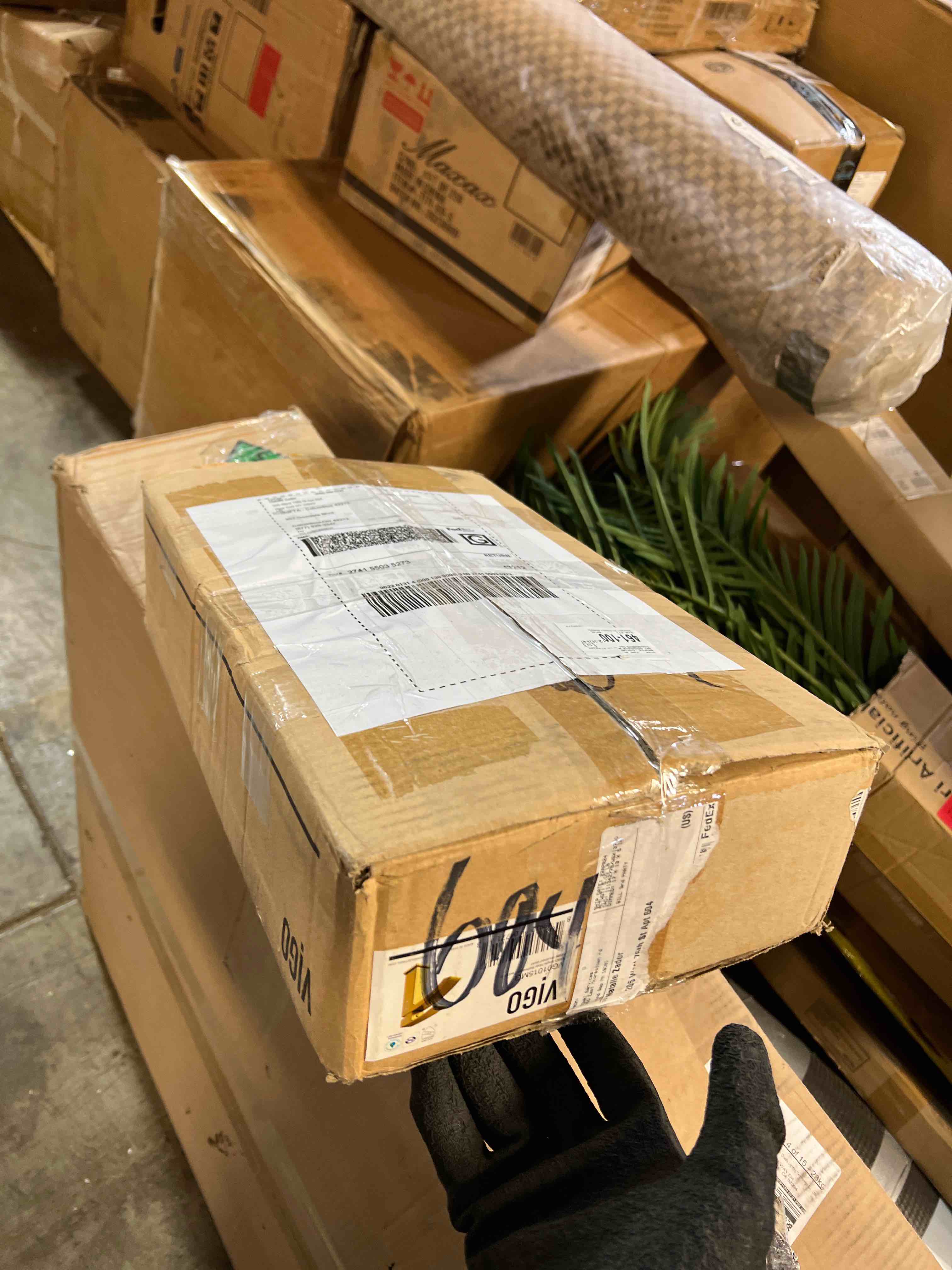 https://s3.amazonaws.com/lotting-images-prod/phillipi/YEL5918037_1716995737106.jpeg