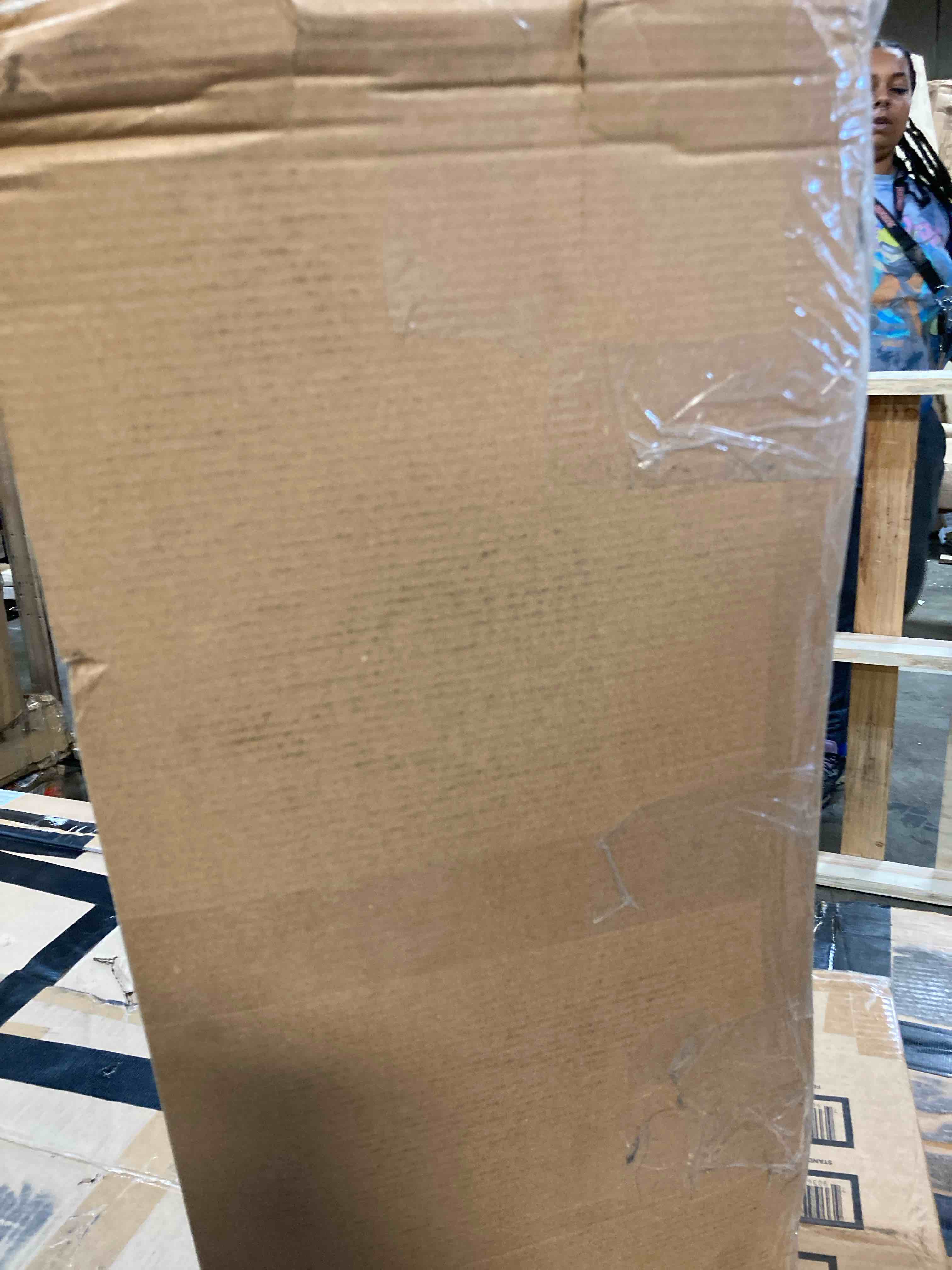 https://s3.amazonaws.com/lotting-images-prod/phillipi/YEL5918168_1717442324995.jpeg