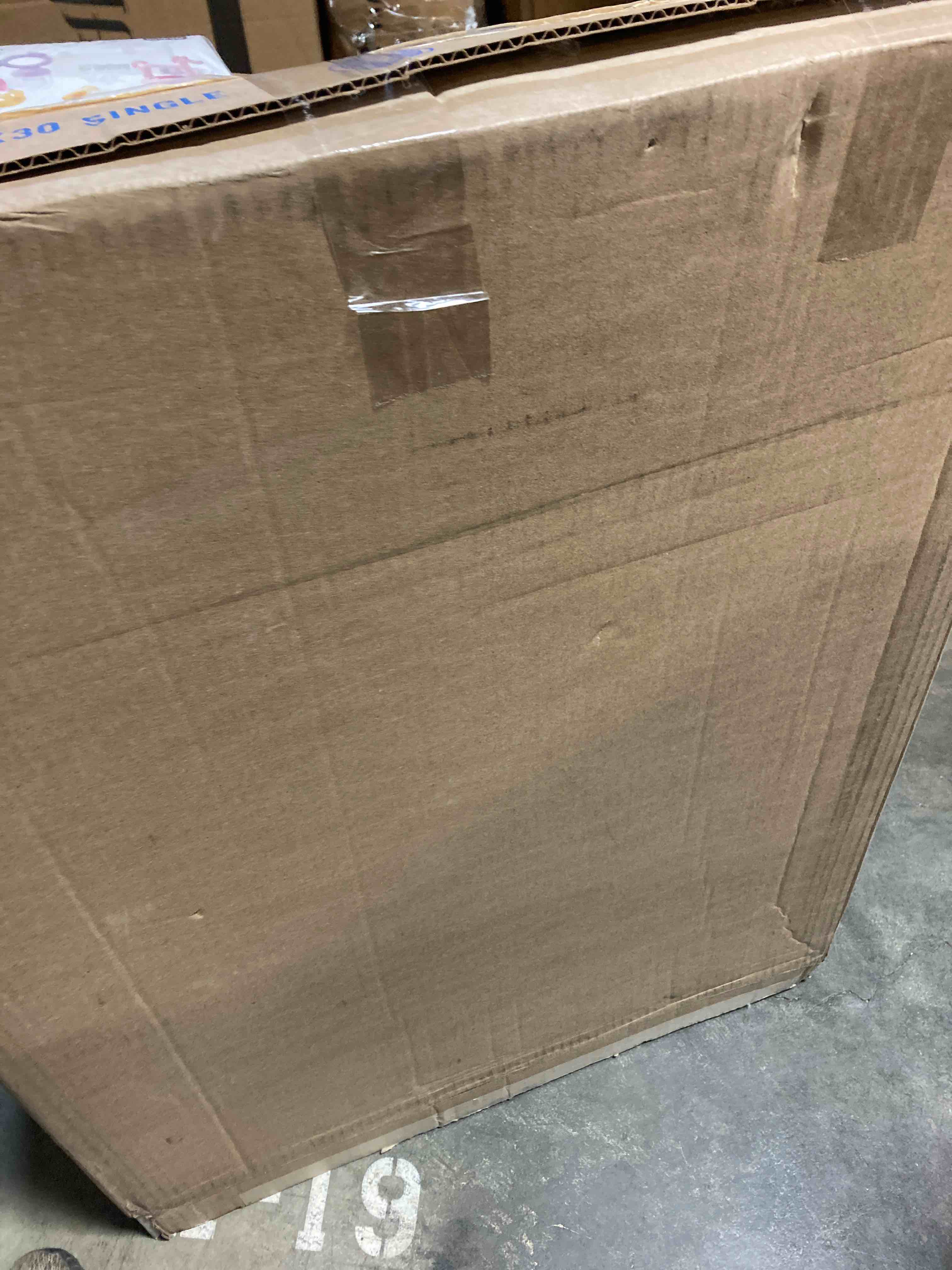 https://s3.amazonaws.com/lotting-images-prod/phillipi/YEL5918502_1718034279986.jpeg