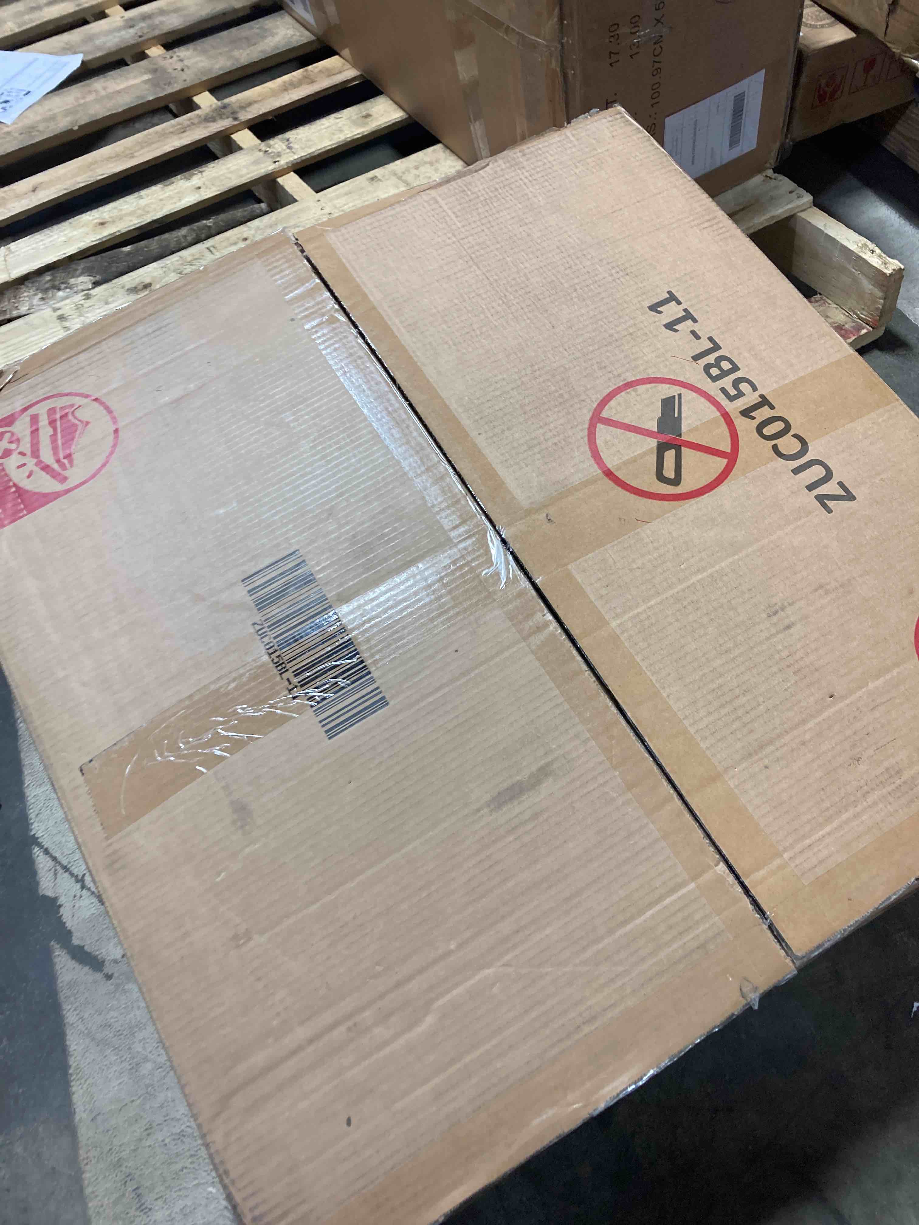 https://s3.amazonaws.com/lotting-images-prod/phillipi/YEL5918508_1718035504219.jpeg