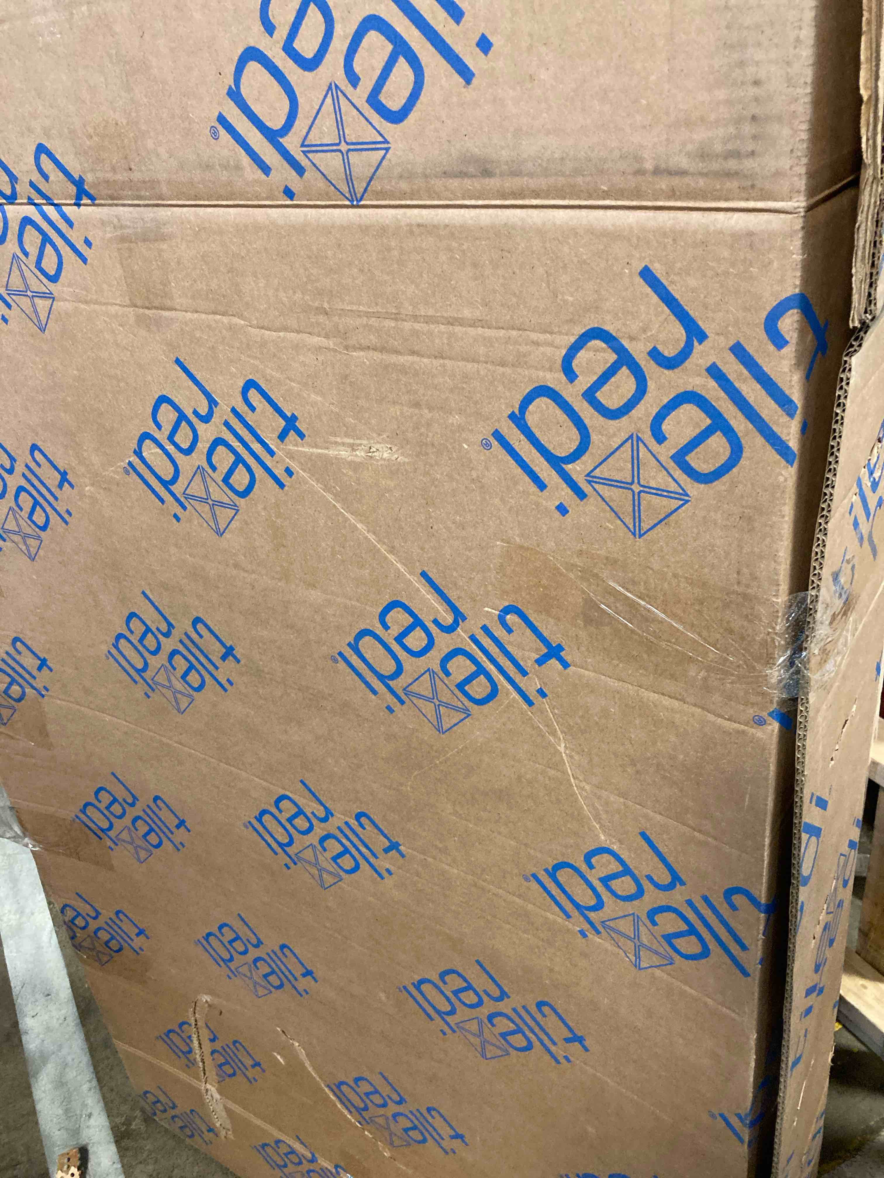 https://s3.amazonaws.com/lotting-images-prod/phillipi/YEL5918880_1720543057876.jpeg