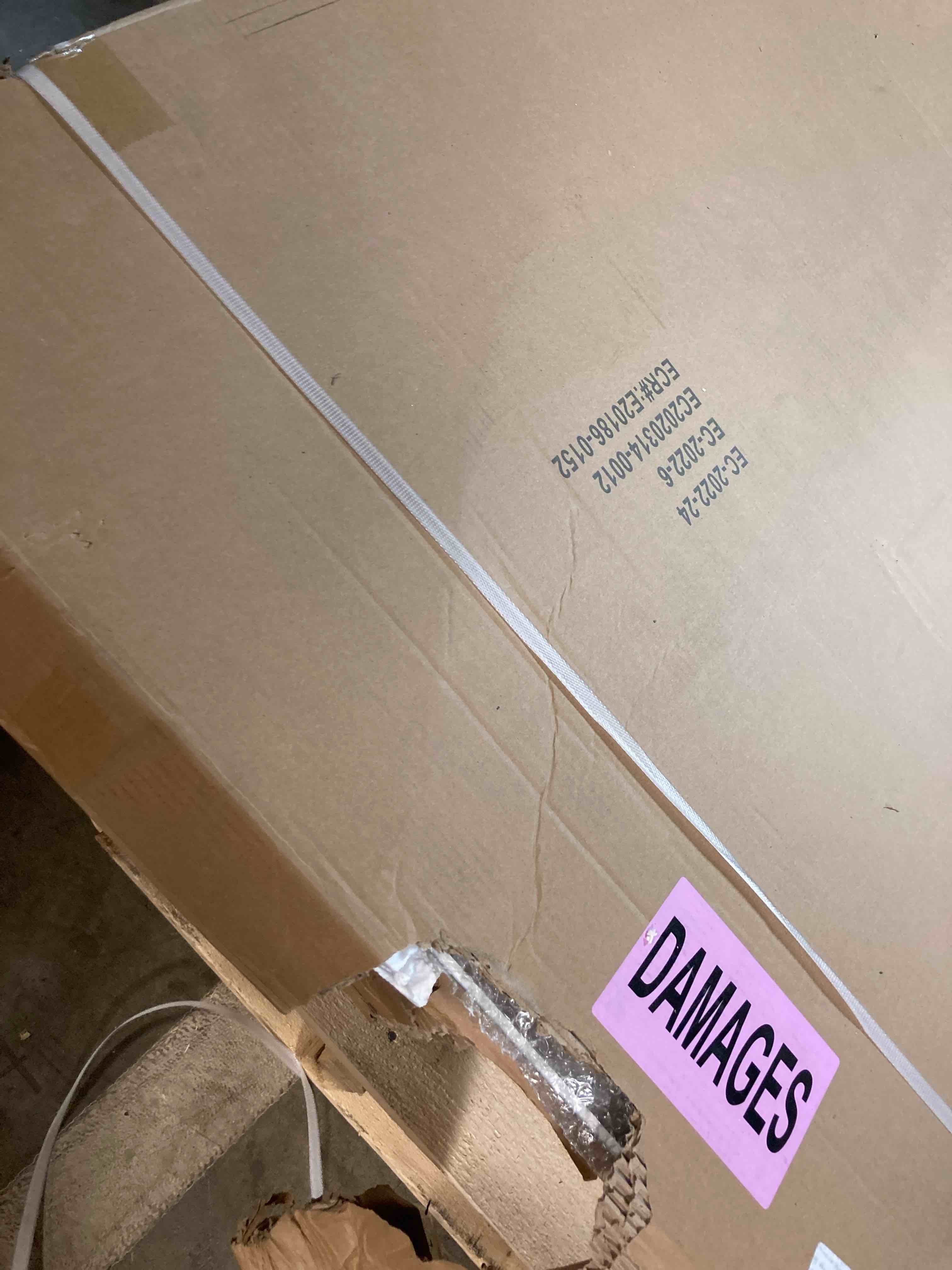 https://s3.amazonaws.com/lotting-images-prod/phillipi/YEL5918900_1720624195396.jpeg