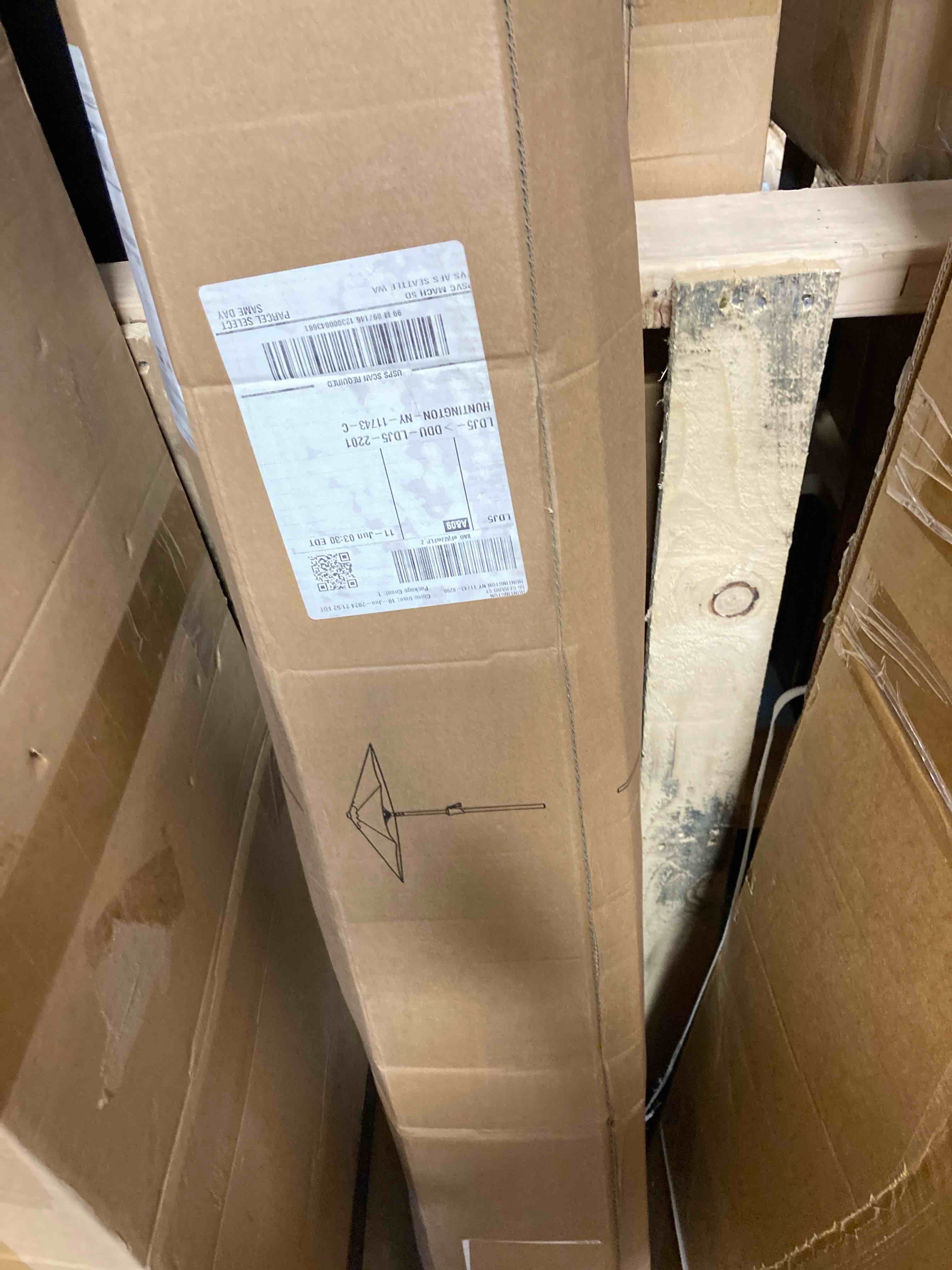 https://s3.amazonaws.com/lotting-images-prod/phillipi/YEL5918901_1720624505456.jpeg