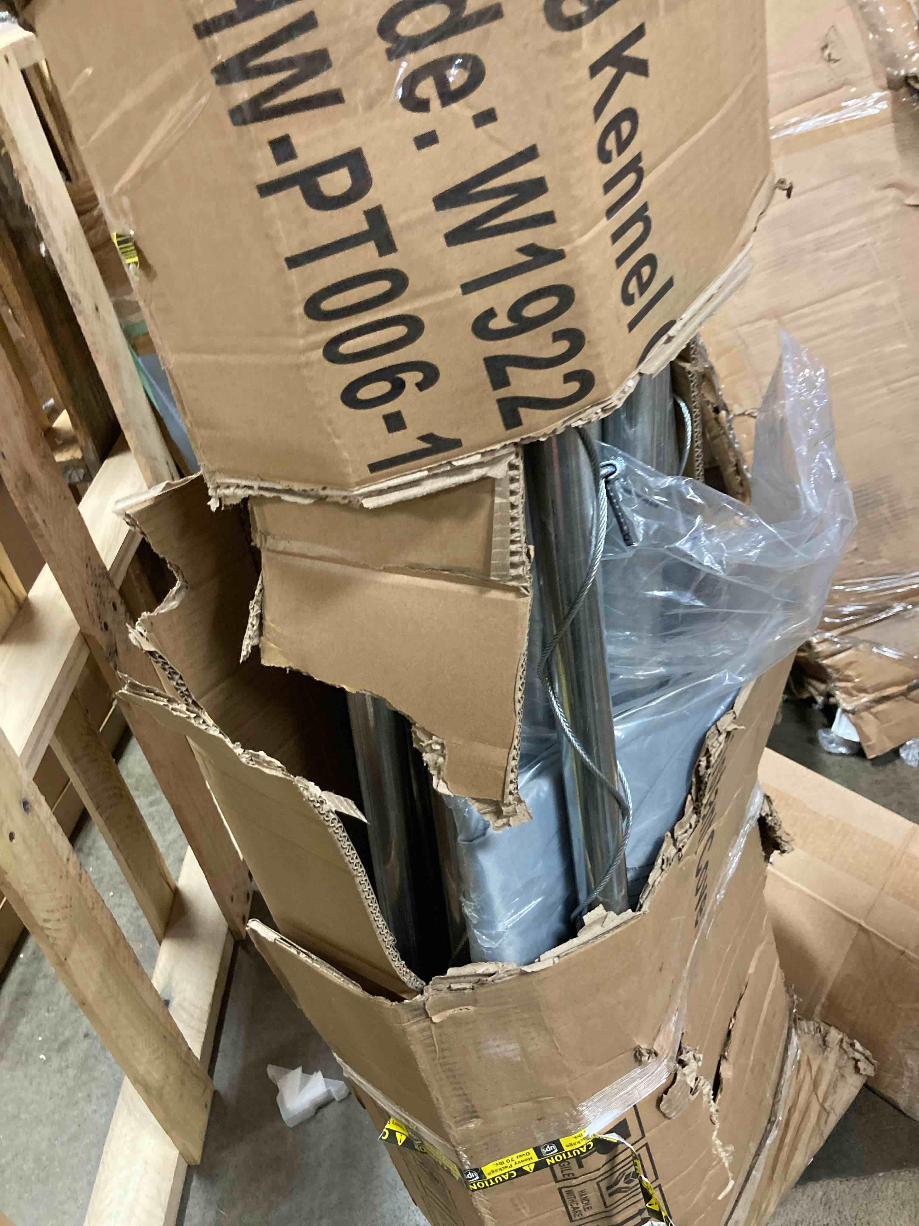 https://s3.amazonaws.com/lotting-images-prod/phillipi/YEL5919295_1721754391628.jpeg