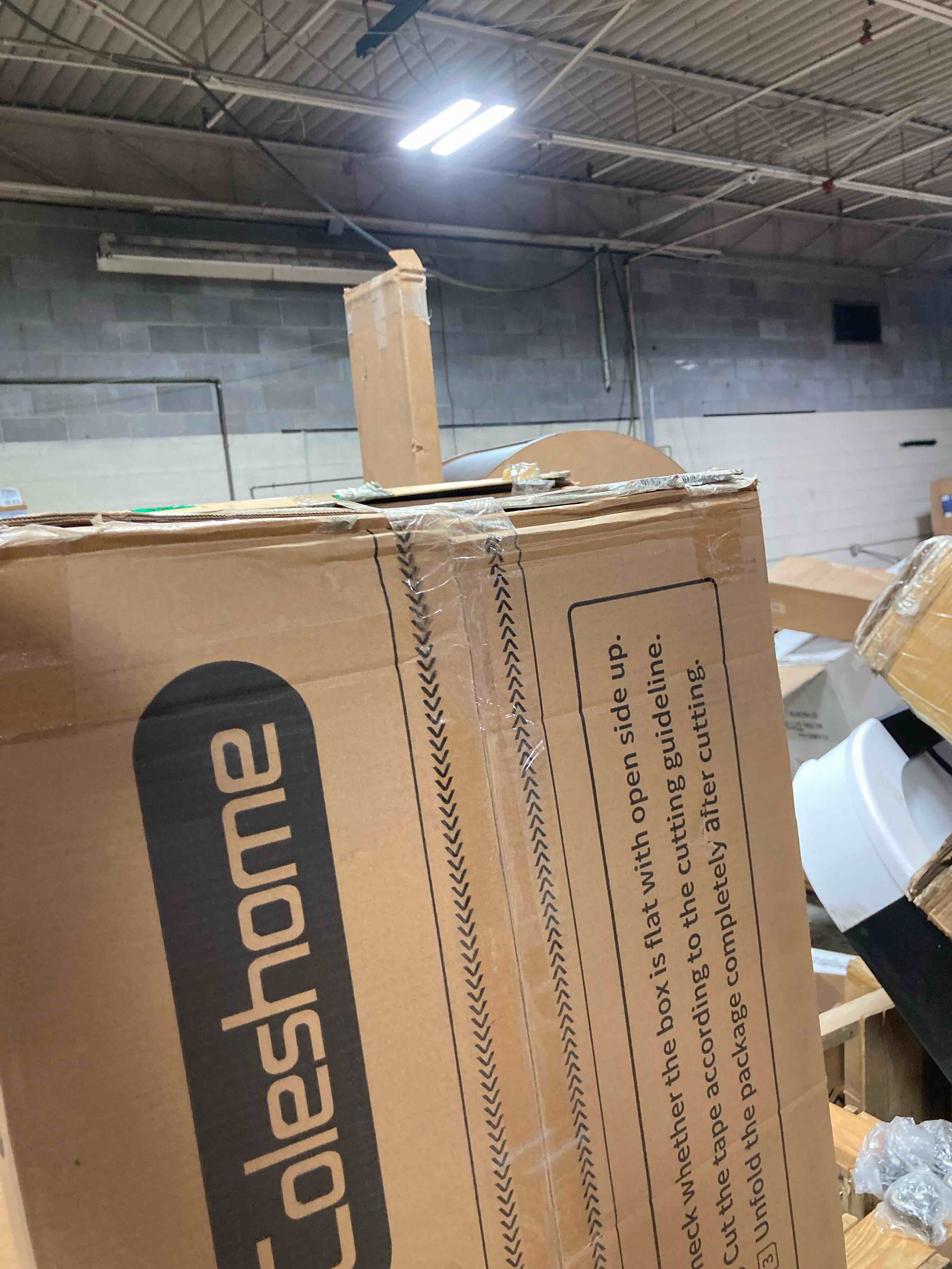 https://s3.amazonaws.com/lotting-images-prod/phillipi/YEL5919297_1721755126867.jpeg