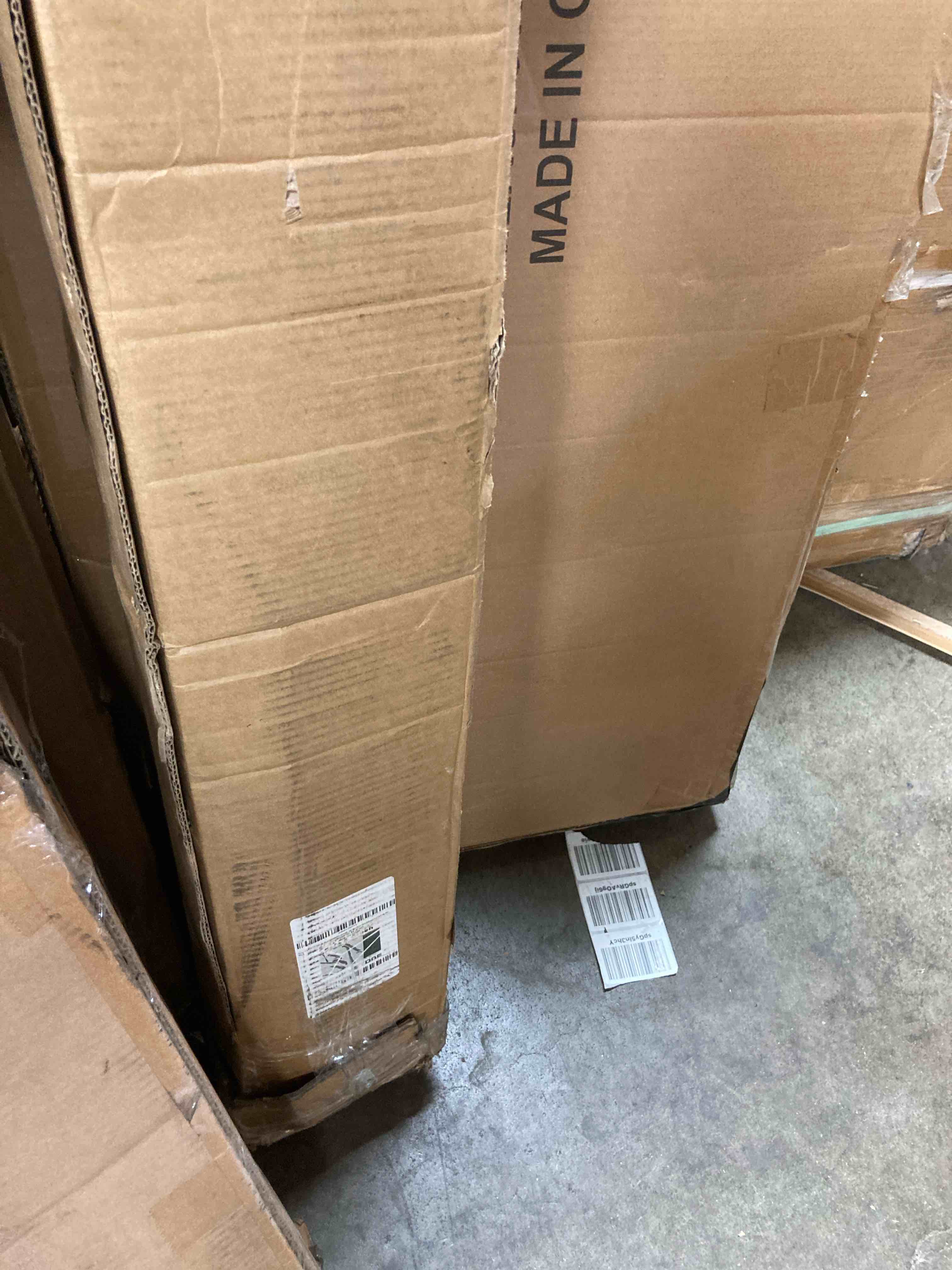 https://s3.amazonaws.com/lotting-images-prod/phillipi/YEL5919301_1721755808794.jpeg