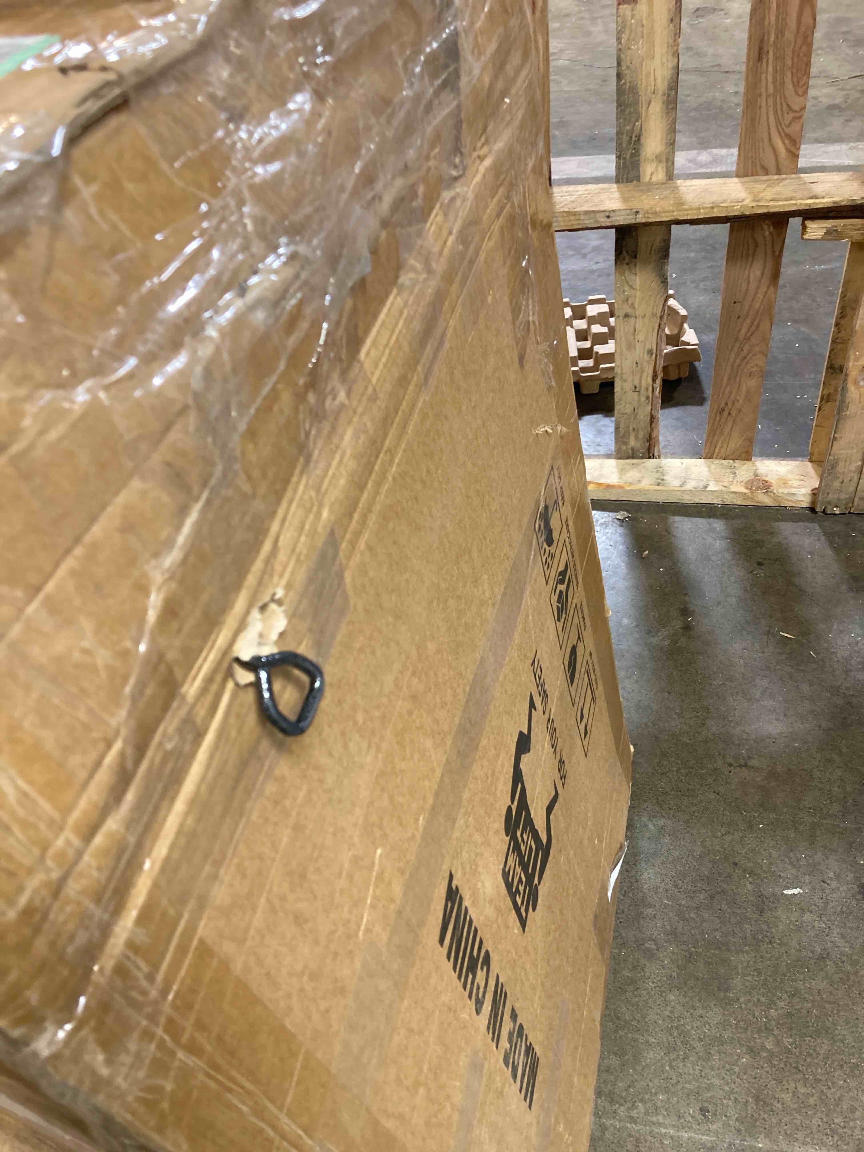 https://s3.amazonaws.com/lotting-images-prod/phillipi/YEL5919403_1721838142549.jpeg