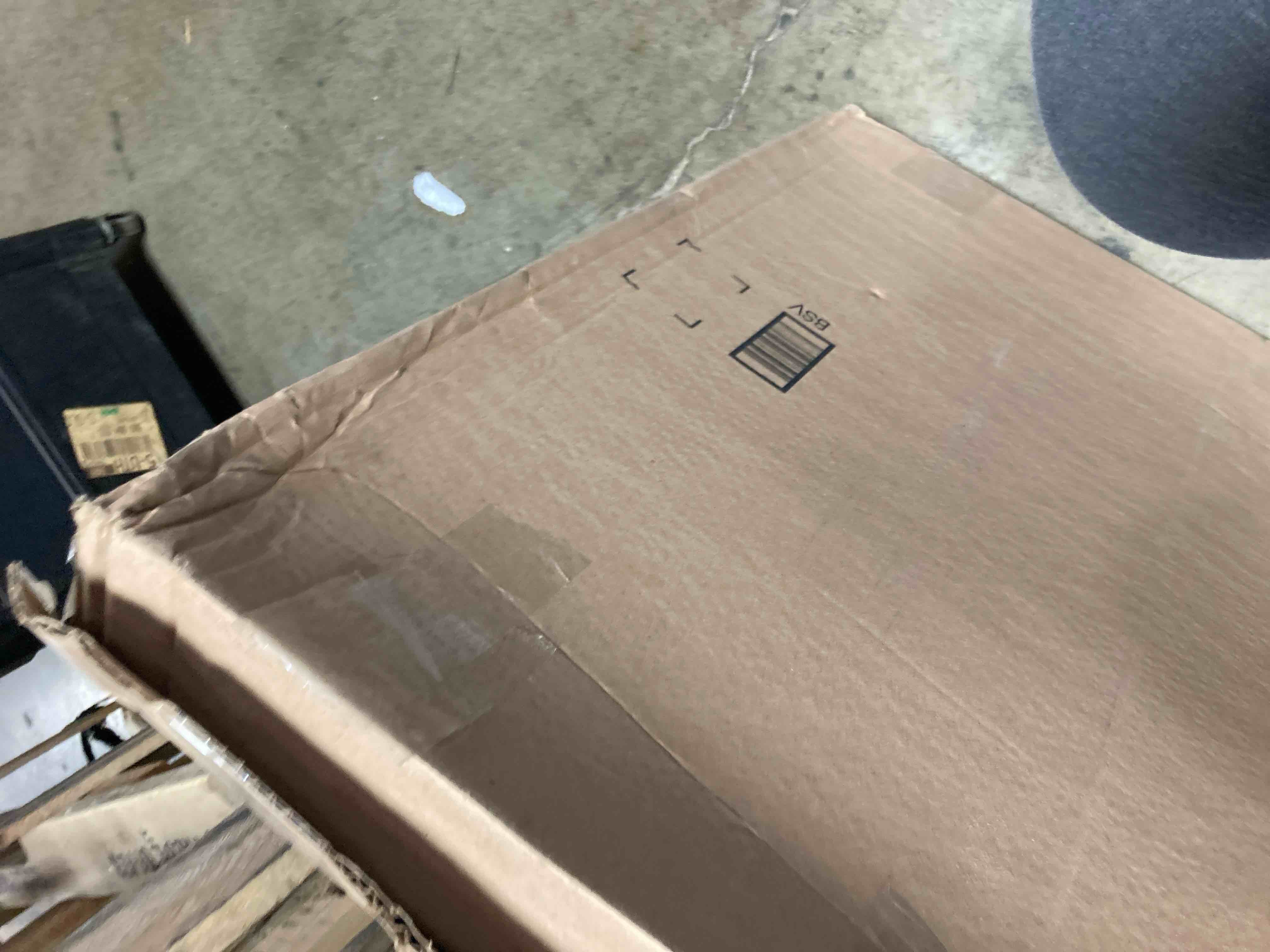 https://s3.amazonaws.com/lotting-images-prod/phillipi/YEL5919410_1721838886472.jpeg