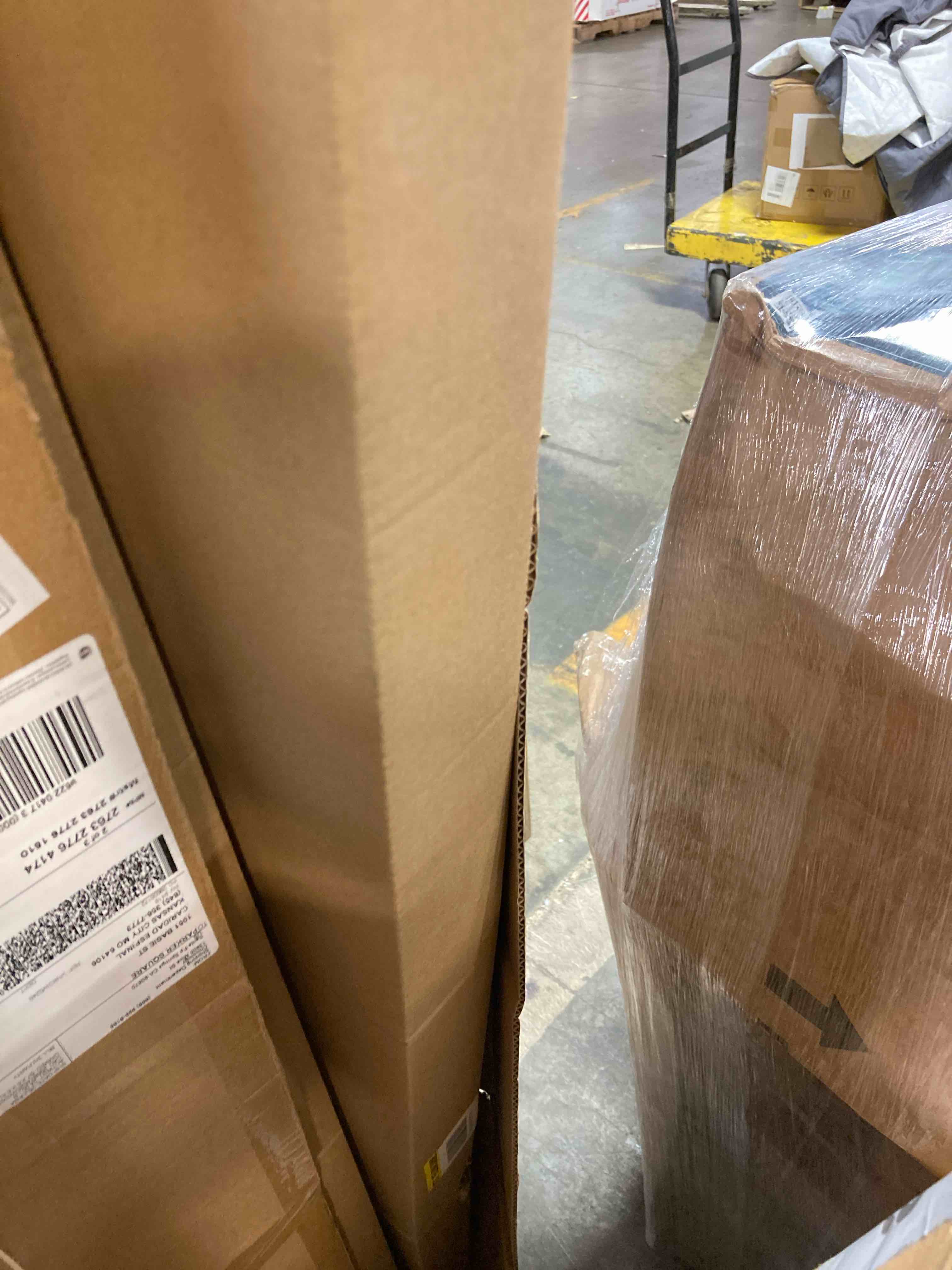 https://s3.amazonaws.com/lotting-images-prod/phillipi/YEL5919414_1721839320386.jpeg
