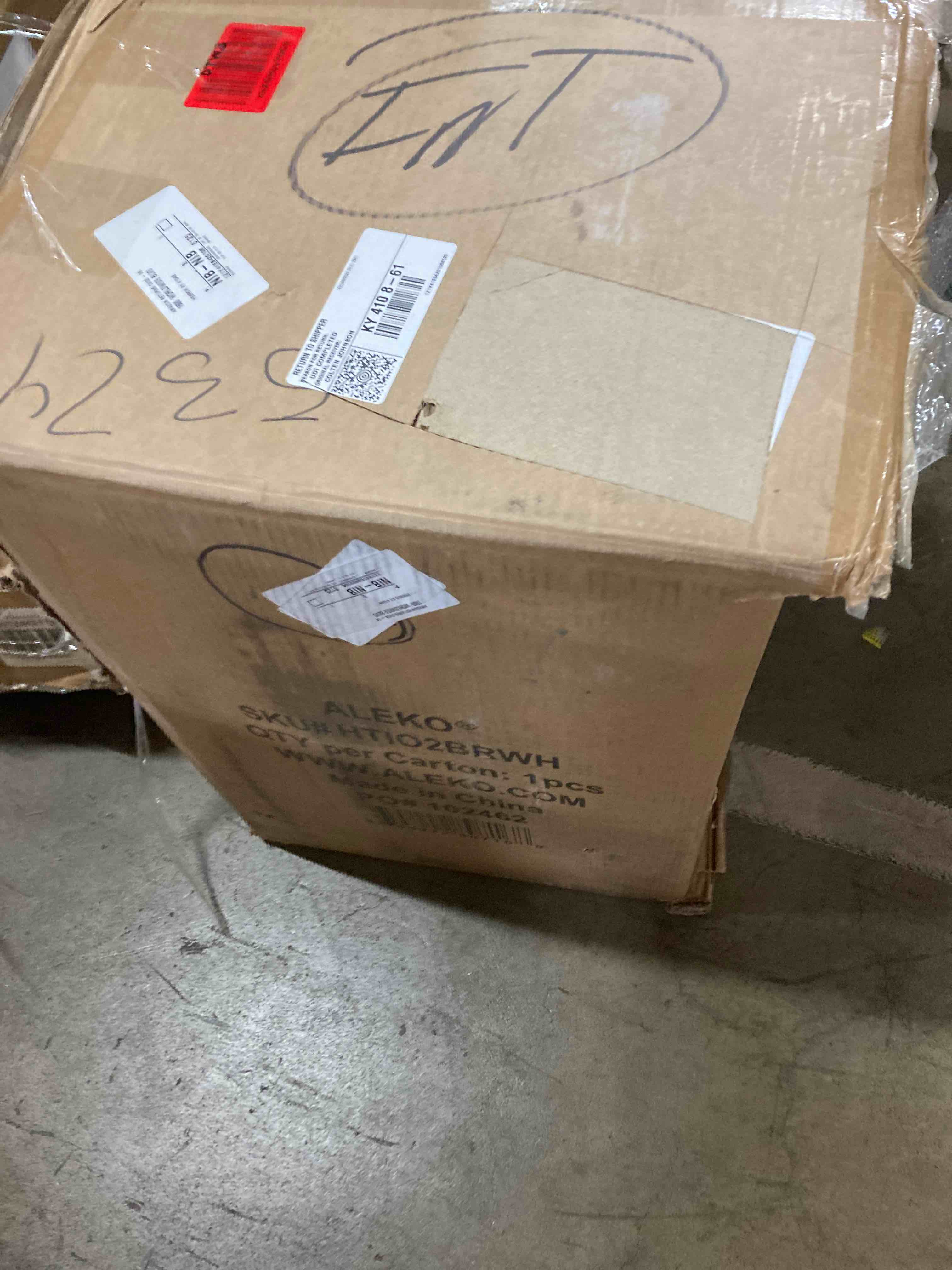 https://s3.amazonaws.com/lotting-images-prod/phillipi/YEL5919697_1713977069618.jpeg