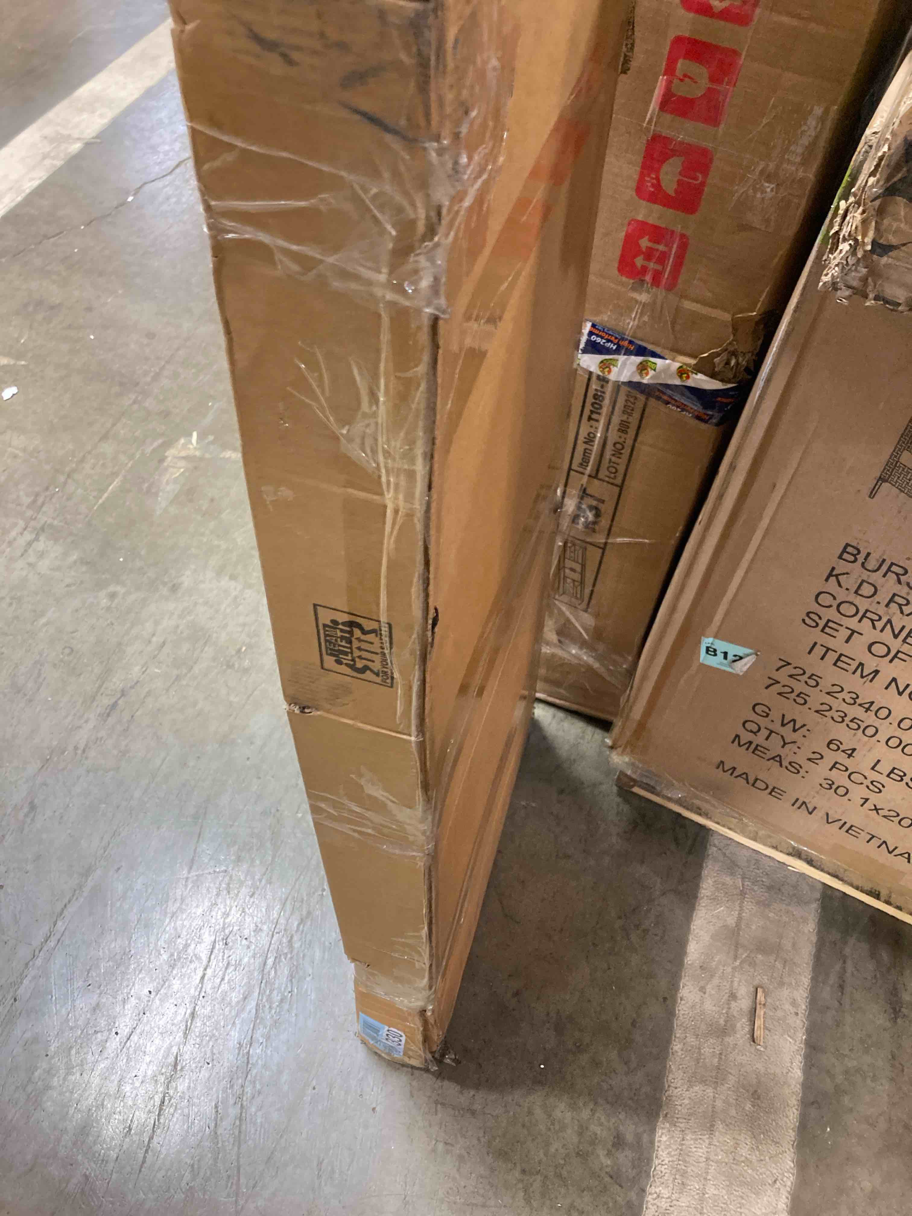 https://s3.amazonaws.com/lotting-images-prod/phillipi/YEL5919897_1714581997324.jpeg