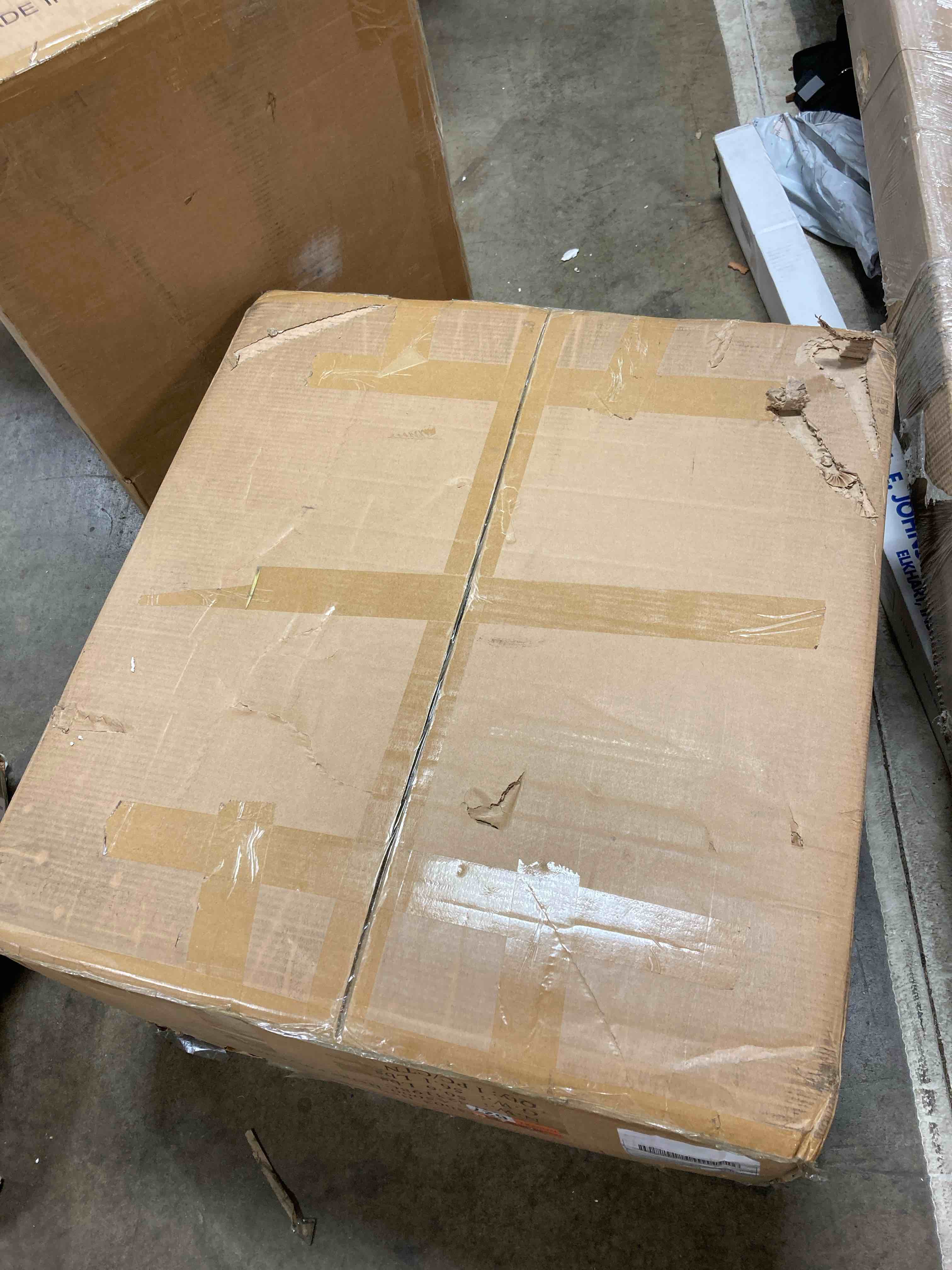 https://s3.amazonaws.com/lotting-images-prod/phillipi/YEL5919903_1714584184316.jpeg