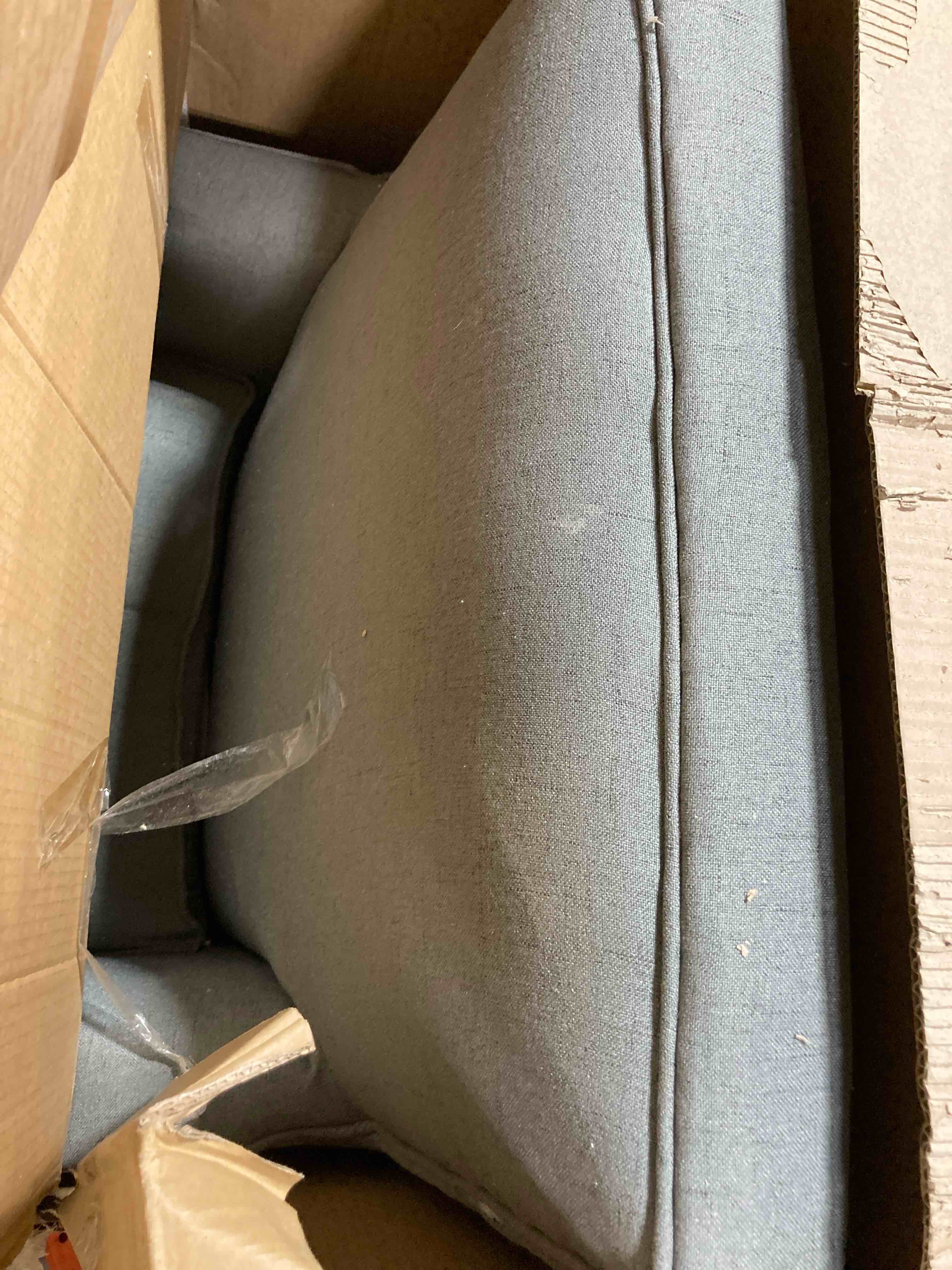 https://s3.amazonaws.com/lotting-images-prod/phillipi/YEL5920058_1715016414706.jpeg