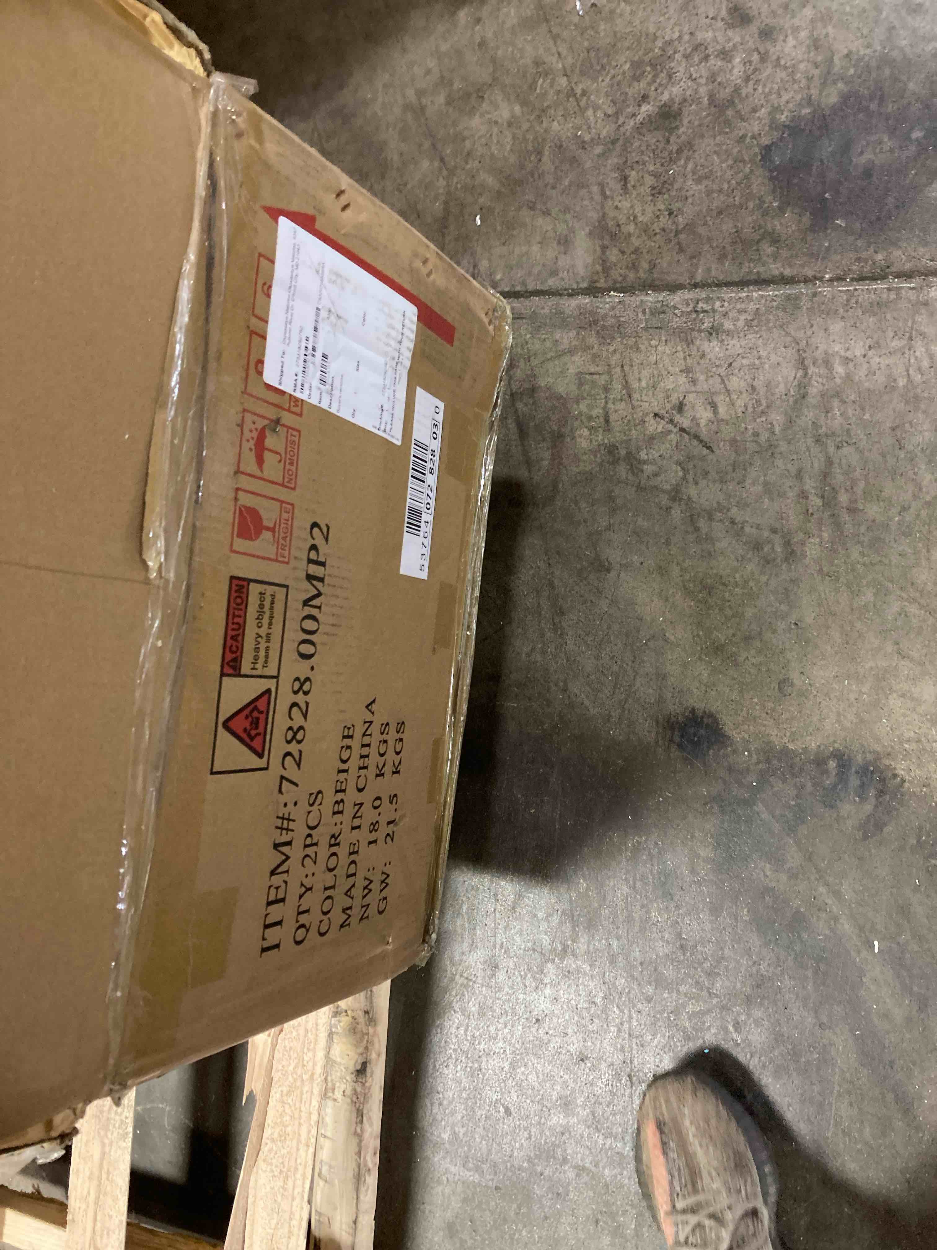 https://s3.amazonaws.com/lotting-images-prod/phillipi/YEL5920770_1716474446653.jpeg
