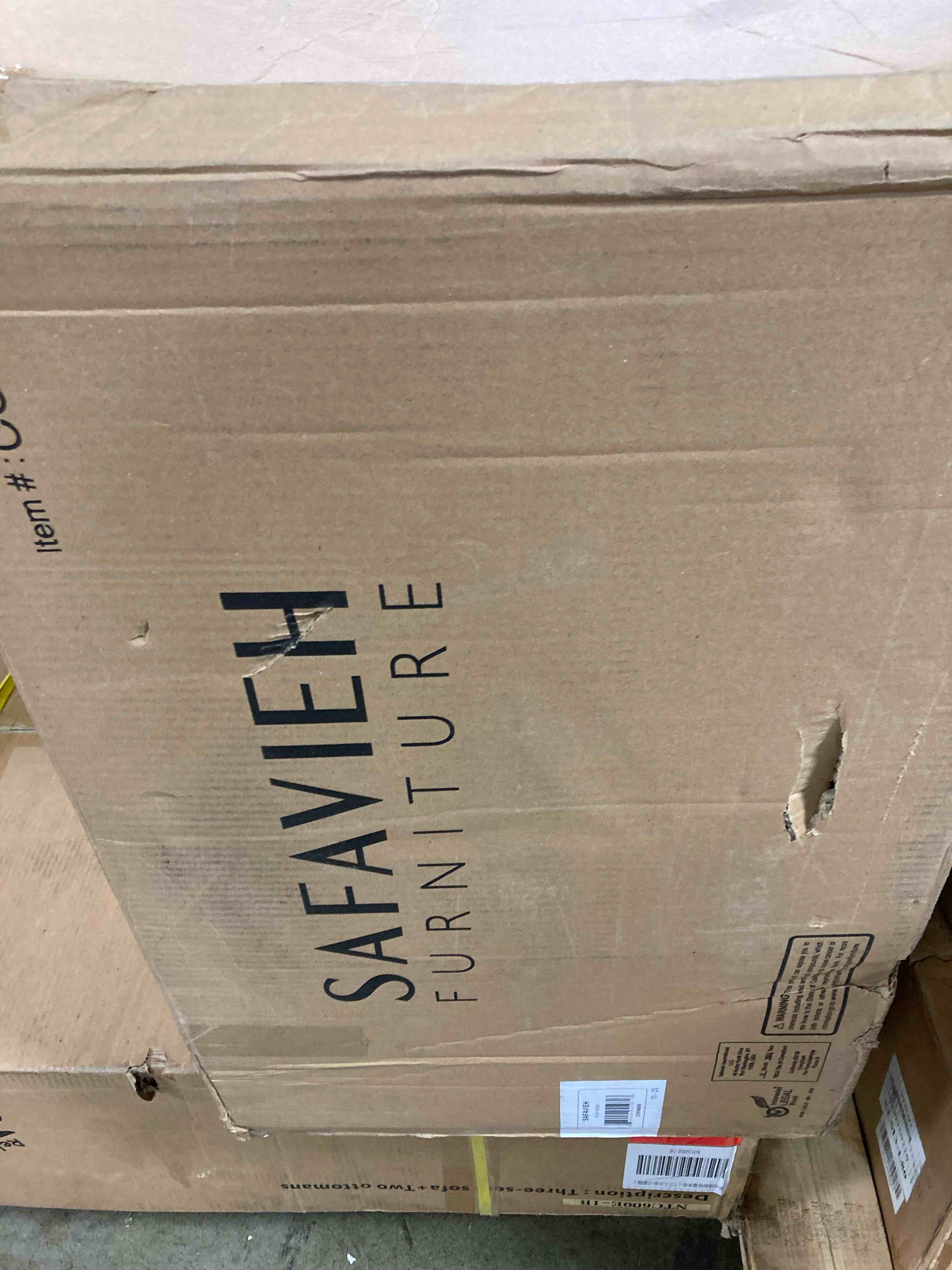 https://s3.amazonaws.com/lotting-images-prod/phillipi/YEL5920794_1716399490513.jpeg