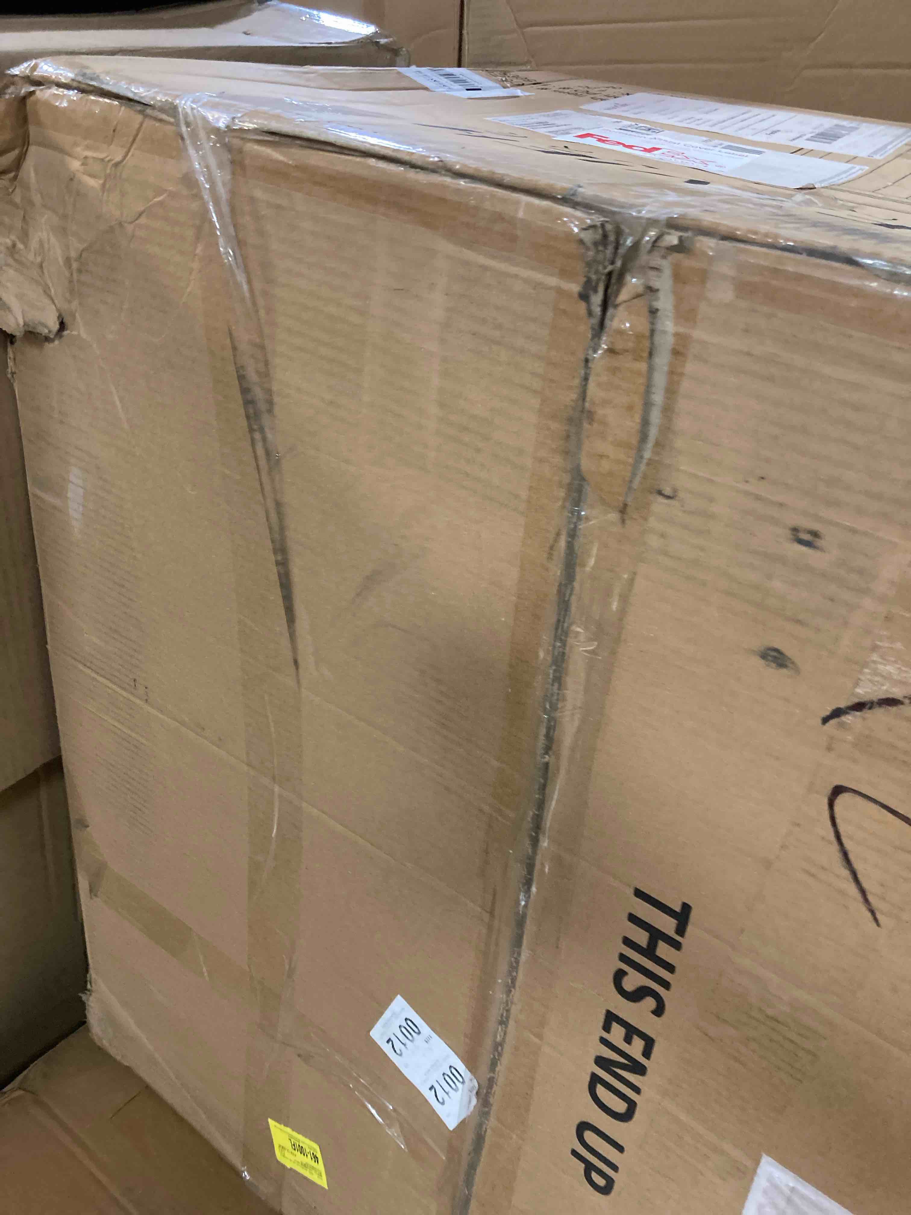 https://s3.amazonaws.com/lotting-images-prod/phillipi/YEL5920794_1716399493676.jpeg