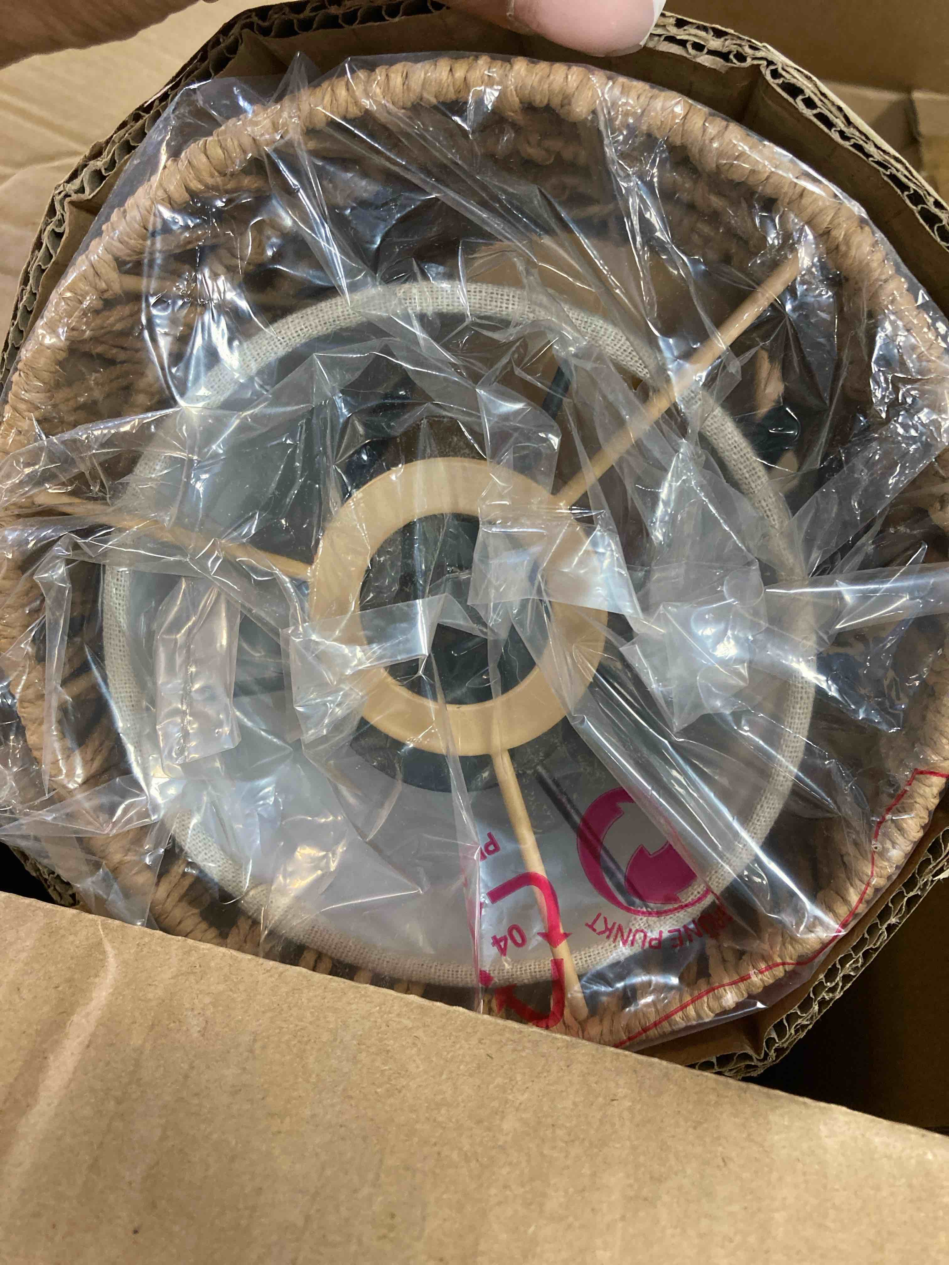 https://s3.amazonaws.com/lotting-images-prod/phillipi/YEL5920799_1716398839789.jpeg