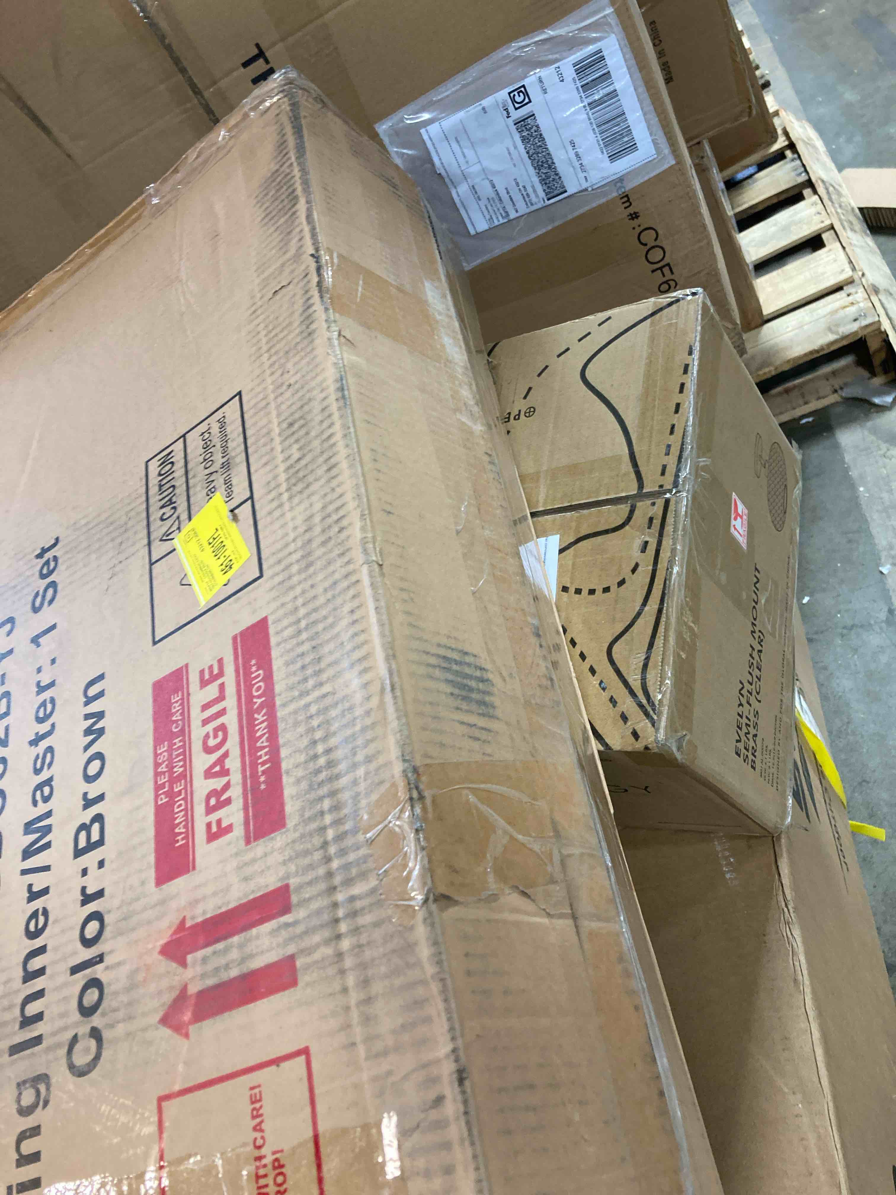 https://s3.amazonaws.com/lotting-images-prod/phillipi/YEL5920800_1716398602236.jpeg