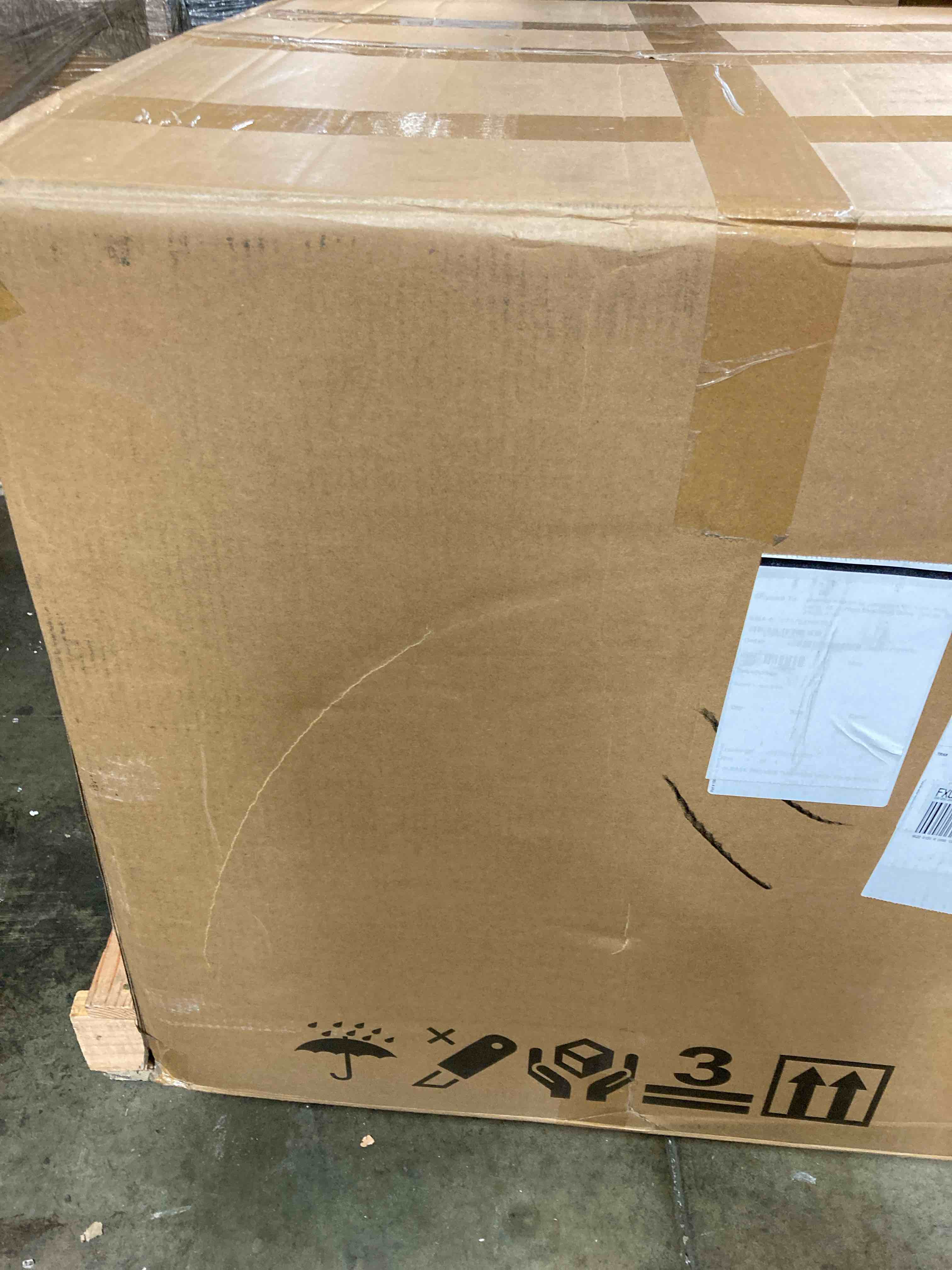 https://s3.amazonaws.com/lotting-images-prod/phillipi/YEL5920807_1716395984221.jpeg