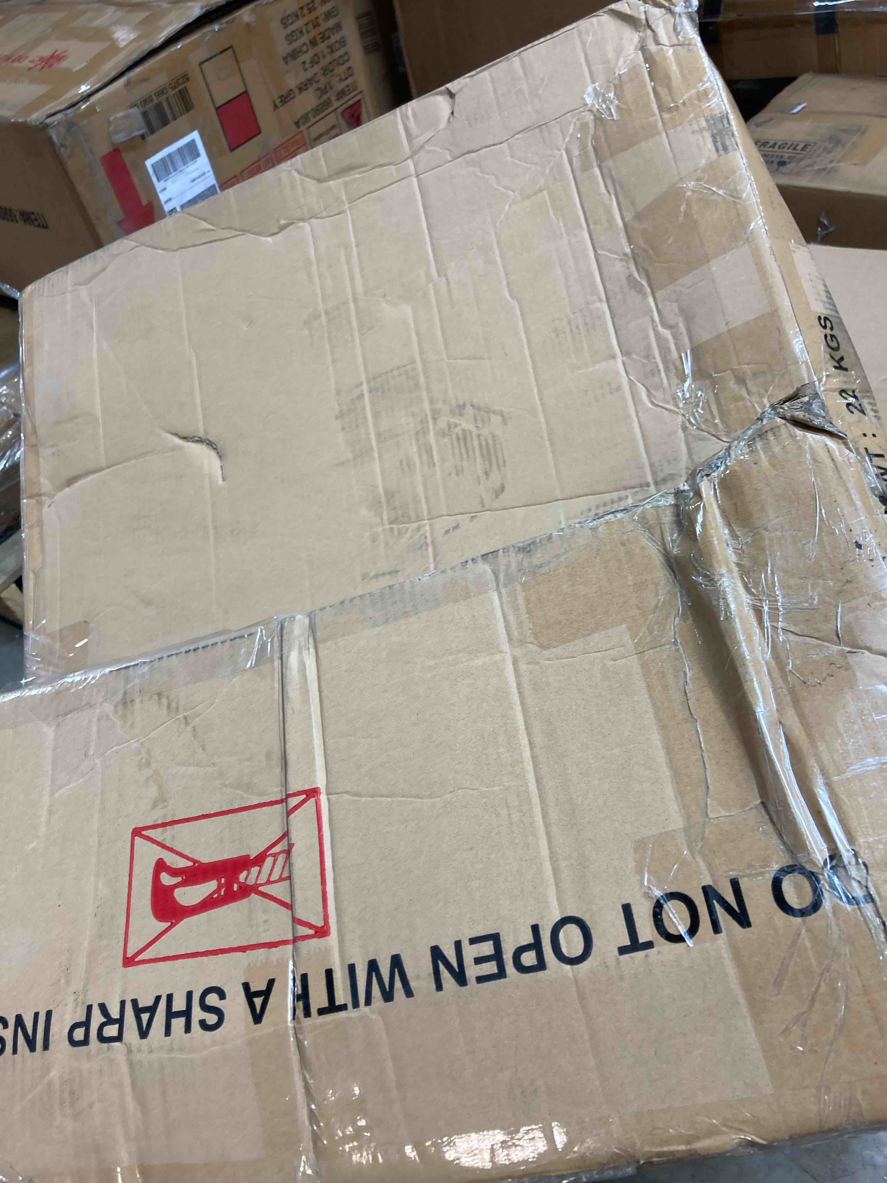 https://s3.amazonaws.com/lotting-images-prod/phillipi/YEL5920810_1716395586346.jpeg