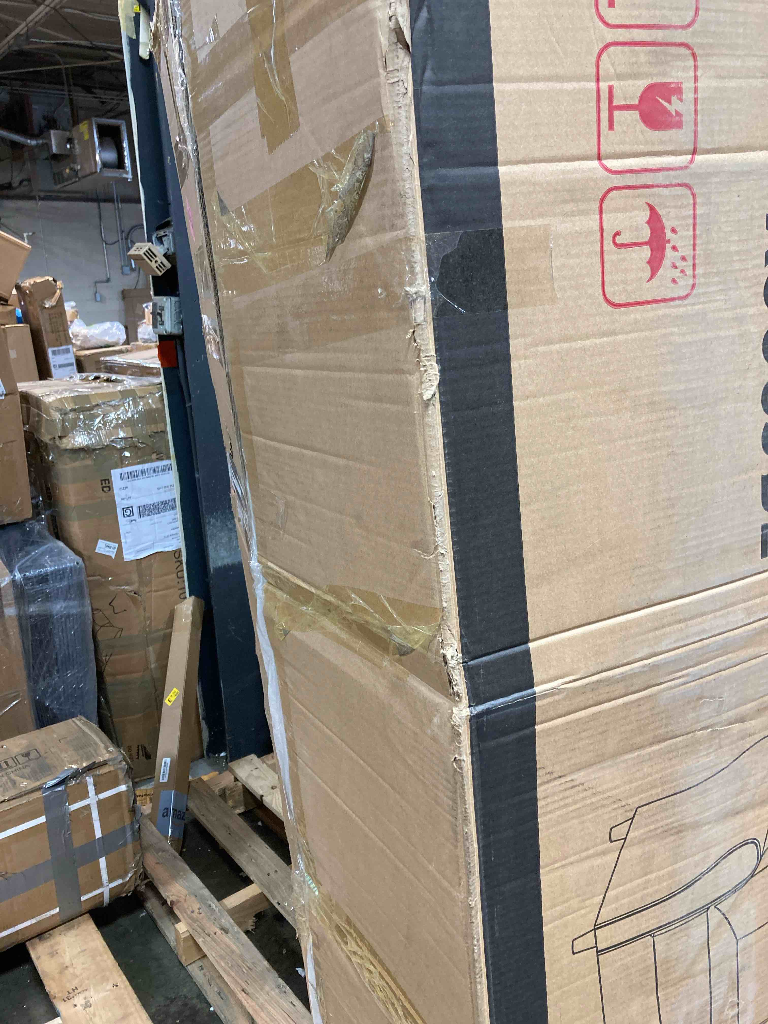 https://s3.amazonaws.com/lotting-images-prod/phillipi/YEL5920813_1716394823783.jpeg