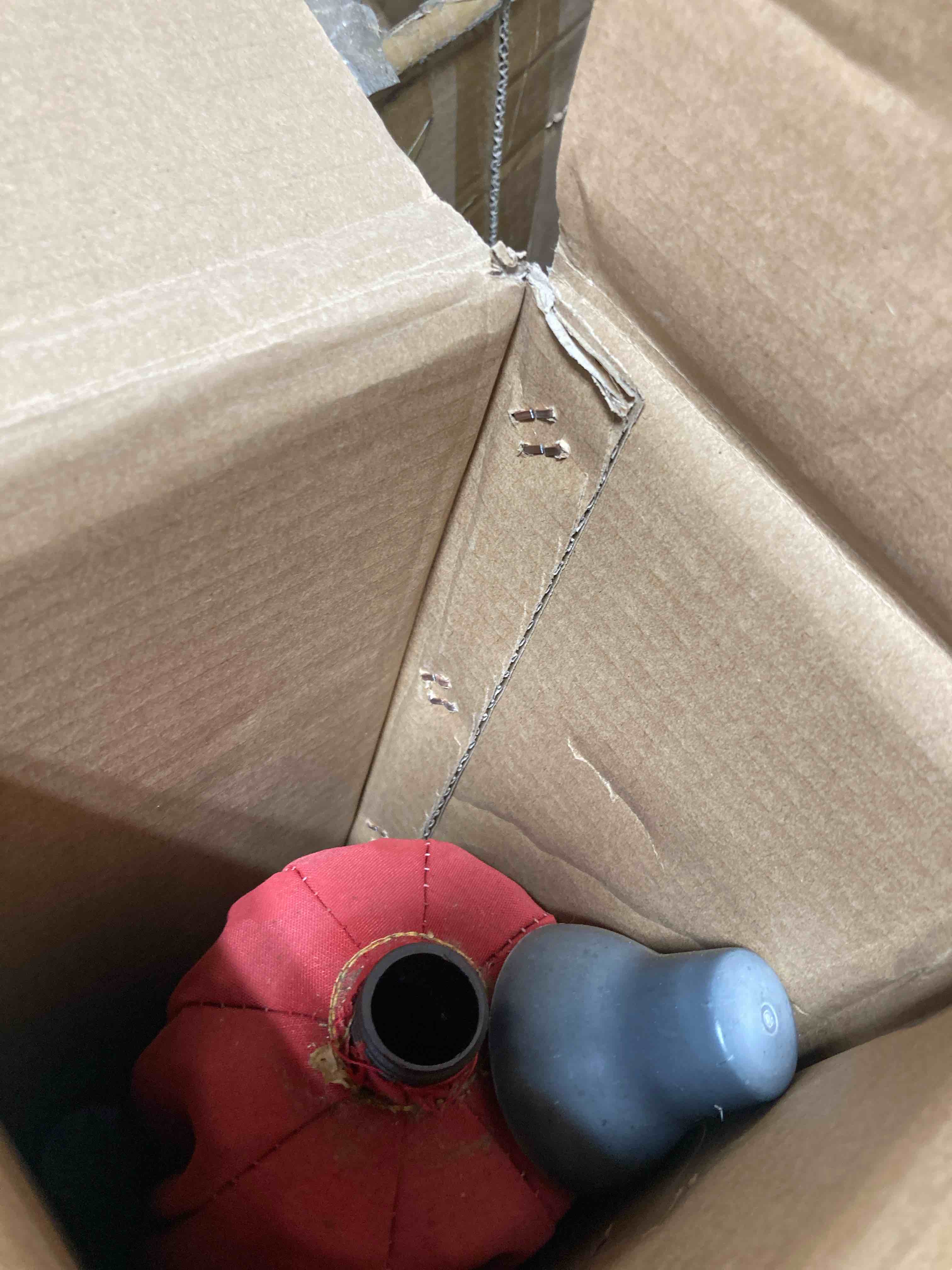 https://s3.amazonaws.com/lotting-images-prod/phillipi/YEL5920920_1716904382844.jpeg