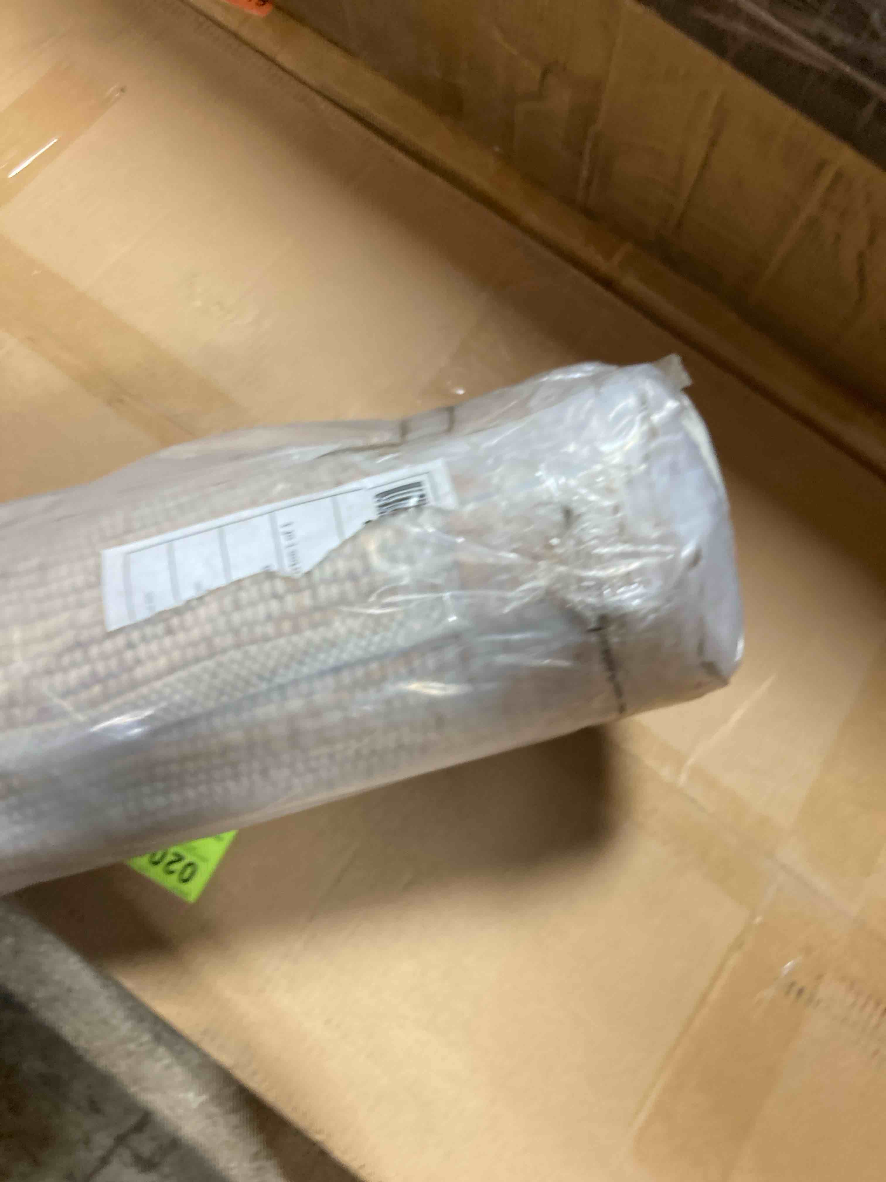 https://s3.amazonaws.com/lotting-images-prod/phillipi/YEL5920933_1716906732308.jpeg