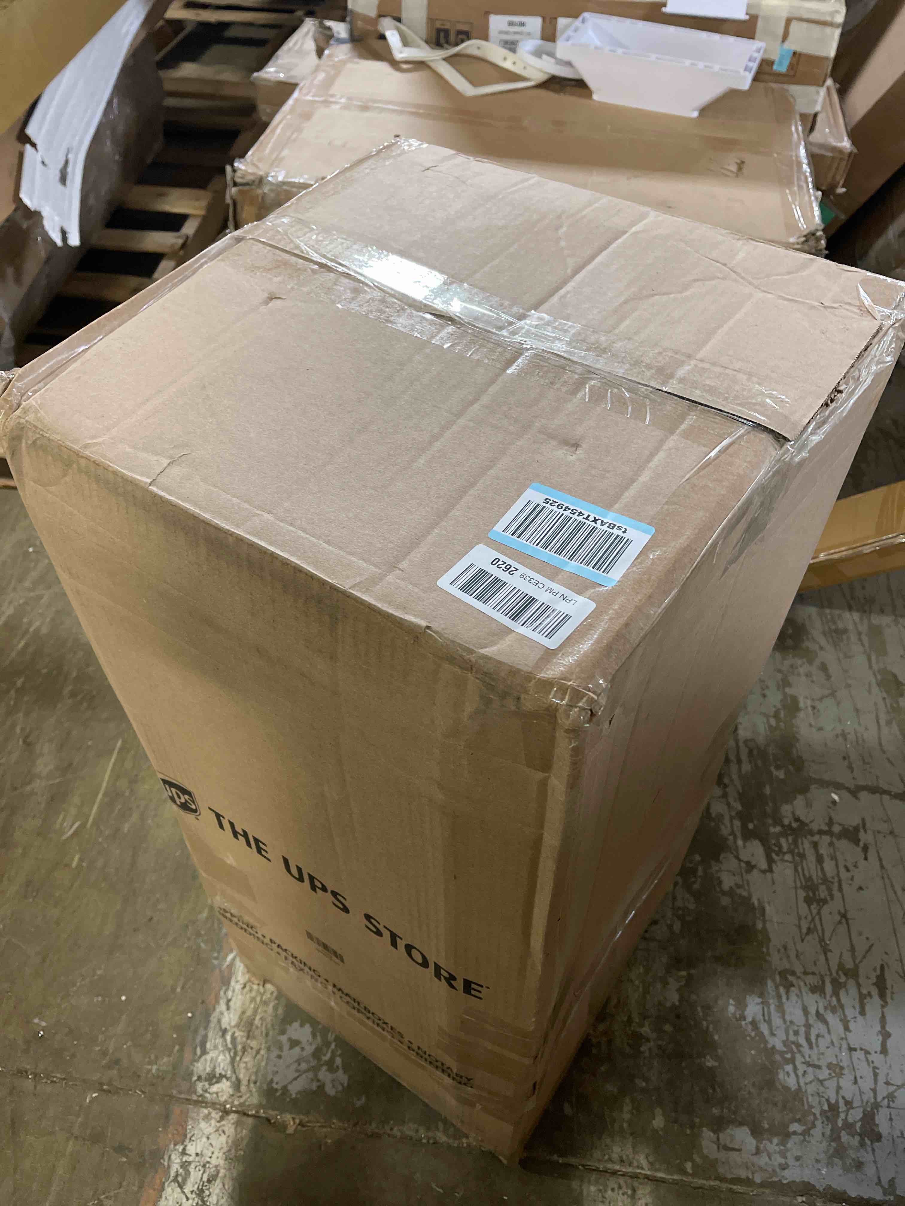 https://s3.amazonaws.com/lotting-images-prod/phillipi/YEL5921824_1712844072462.jpeg