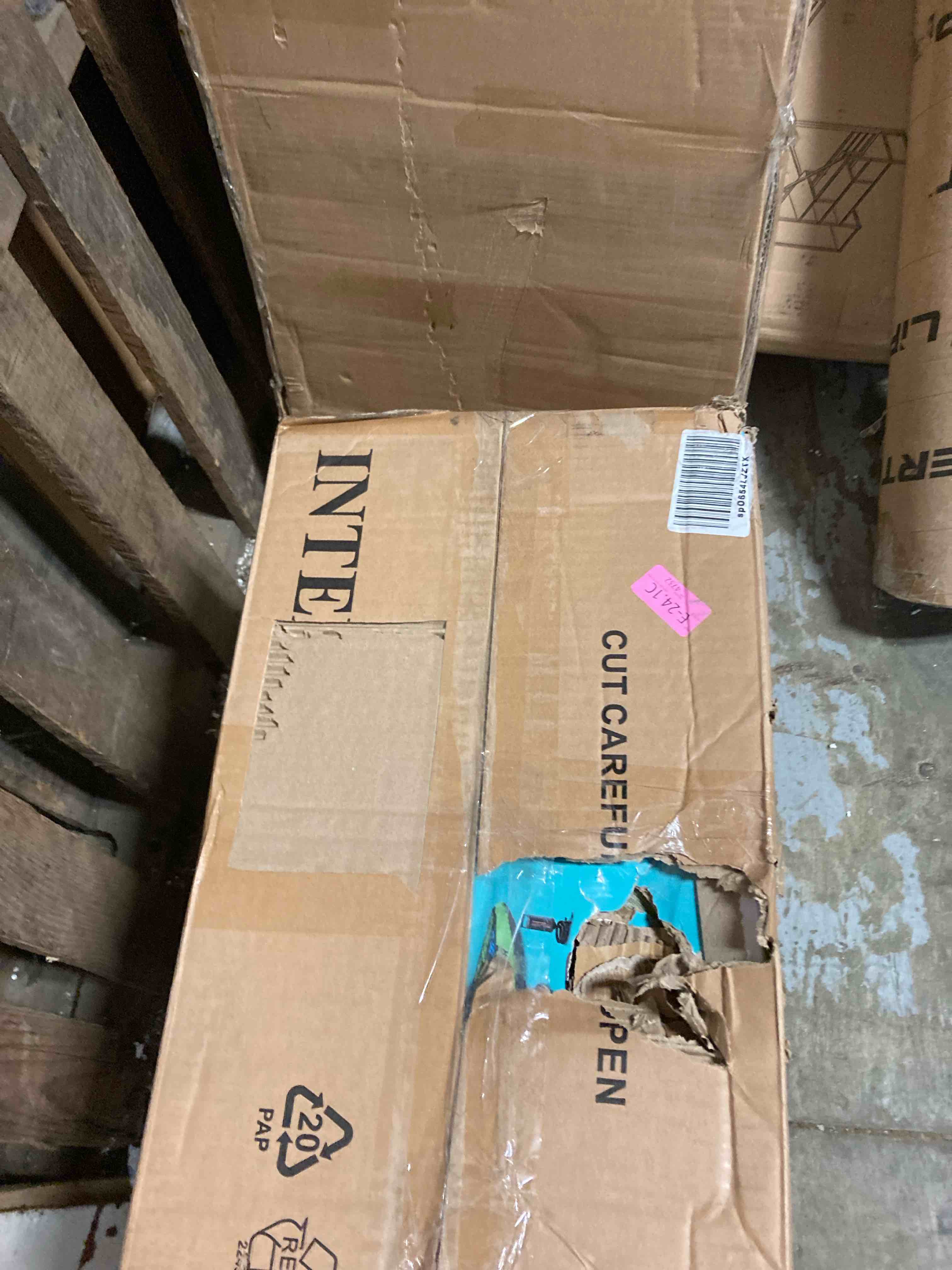 https://s3.amazonaws.com/lotting-images-prod/phillipi/YEL5922021_1712874630275.jpeg