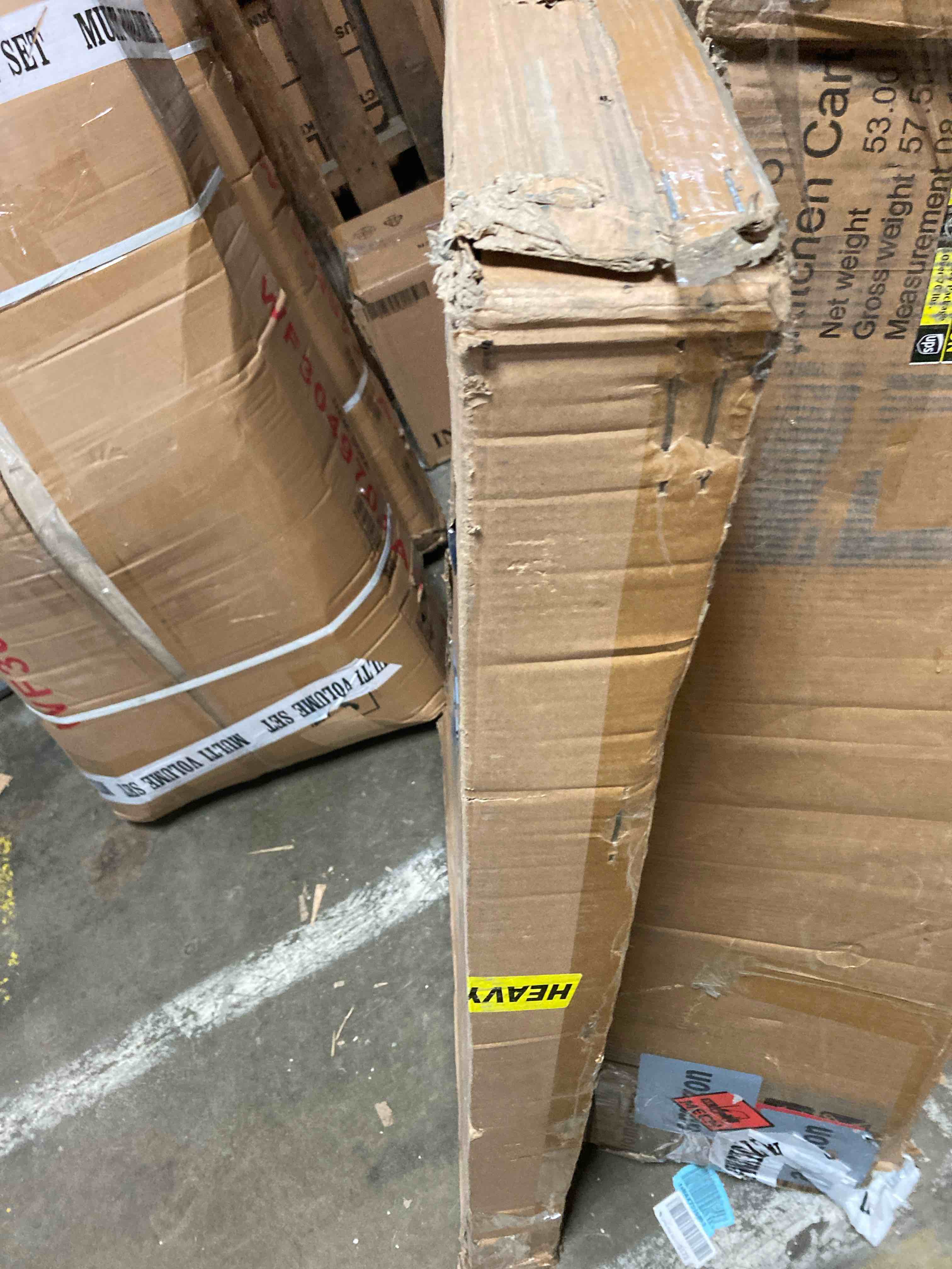 https://s3.amazonaws.com/lotting-images-prod/phillipi/YEL5922028_1712935317452.jpeg
