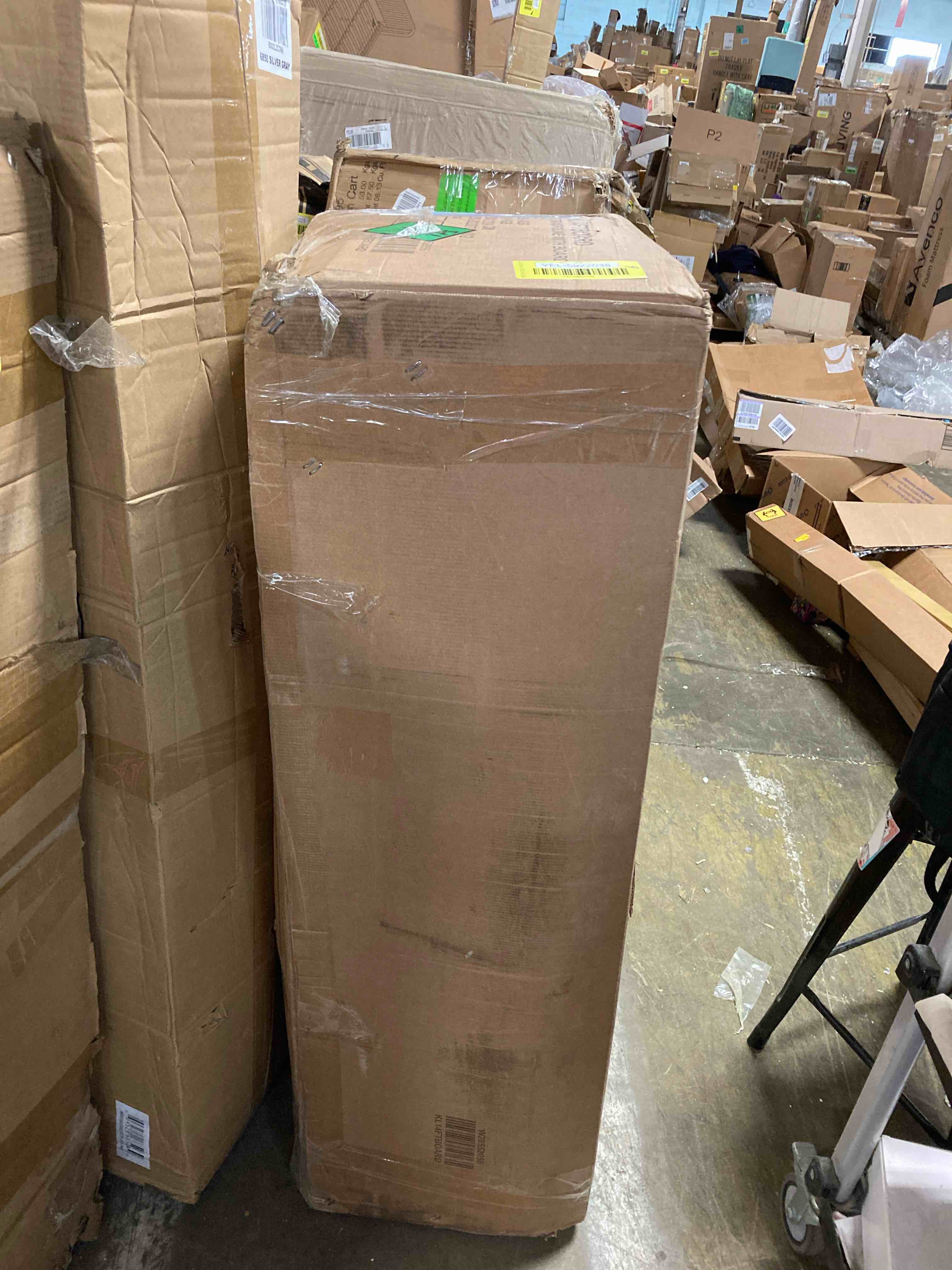 https://s3.amazonaws.com/lotting-images-prod/phillipi/YEL5922038_1712937834400.jpeg