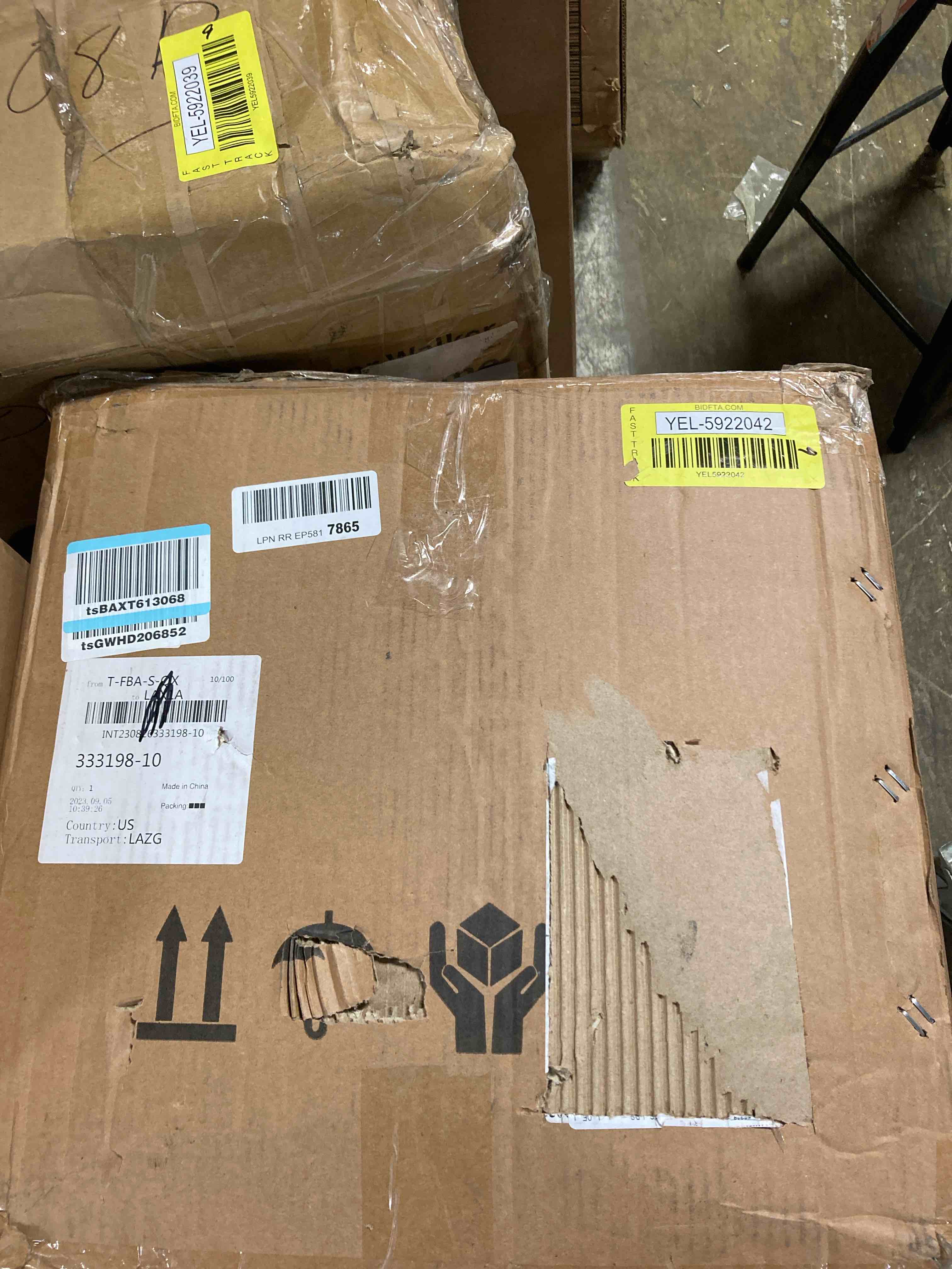 https://s3.amazonaws.com/lotting-images-prod/phillipi/YEL5922042_1712938585664.jpeg