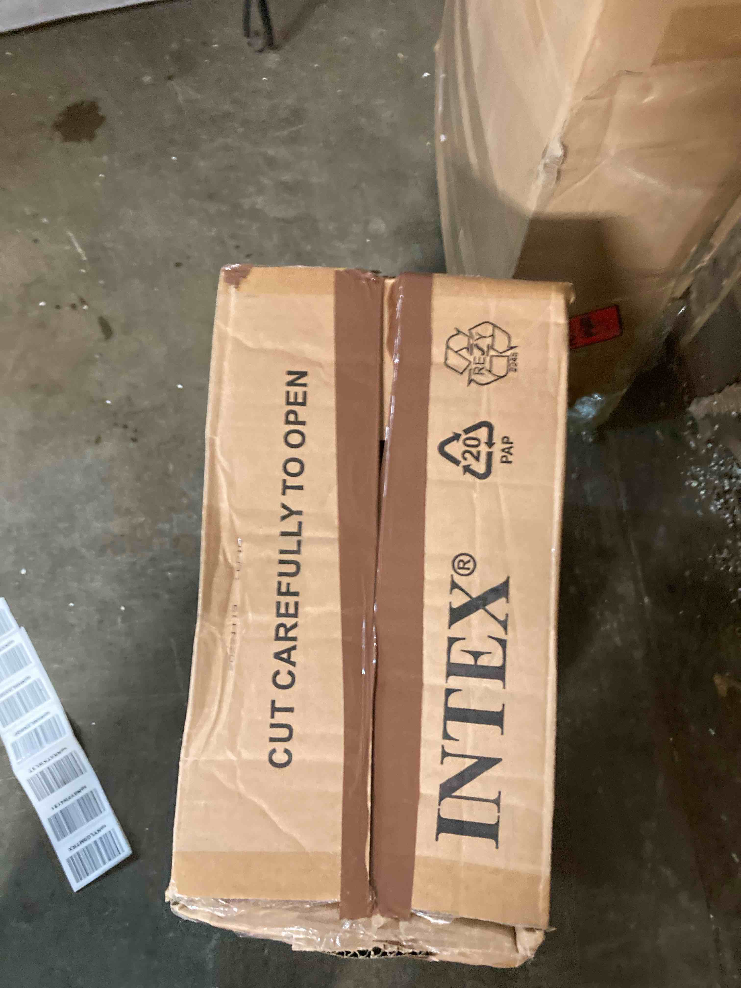 https://s3.amazonaws.com/lotting-images-prod/phillipi/YEL5922047_1712939196276.jpeg