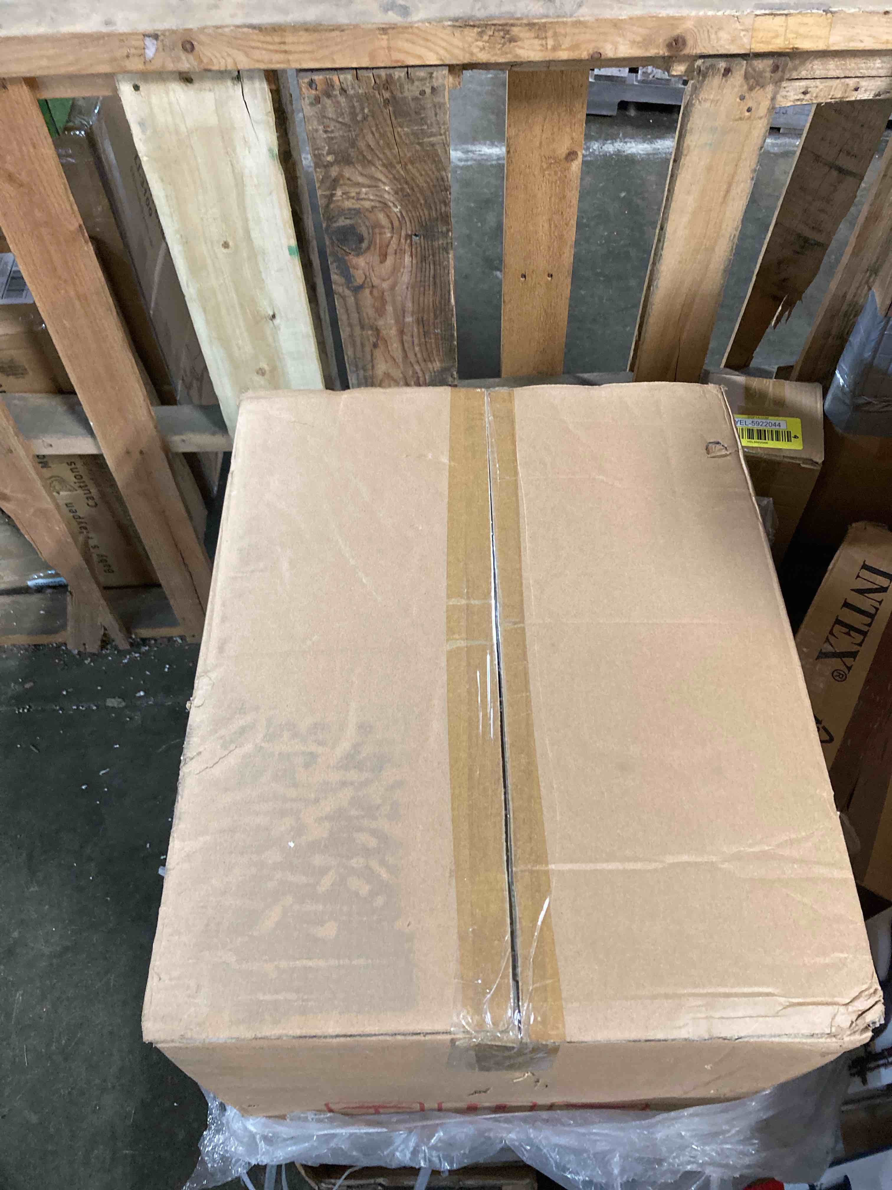 https://s3.amazonaws.com/lotting-images-prod/phillipi/YEL5922053_1712939857635.jpeg