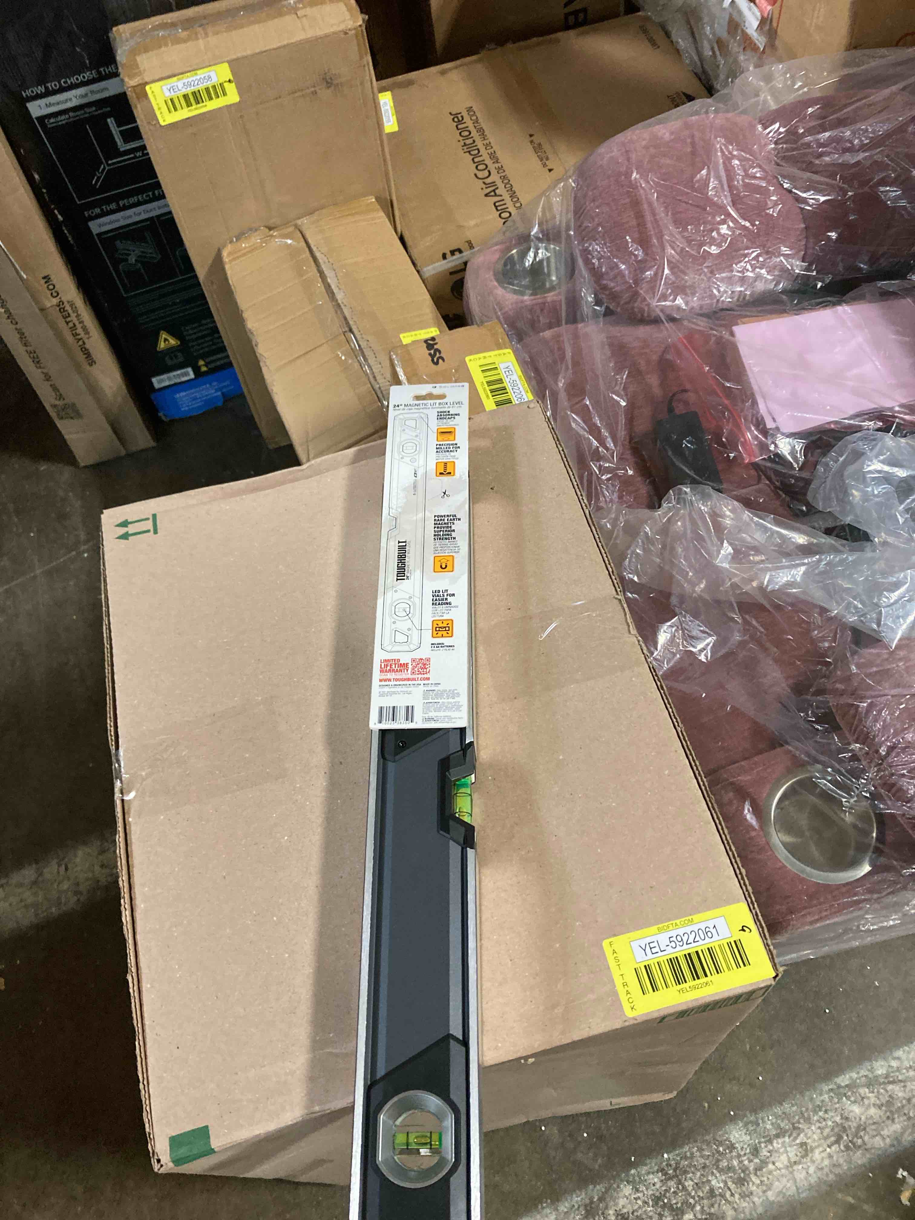 https://s3.amazonaws.com/lotting-images-prod/phillipi/YEL5922064_1712943418408.jpeg