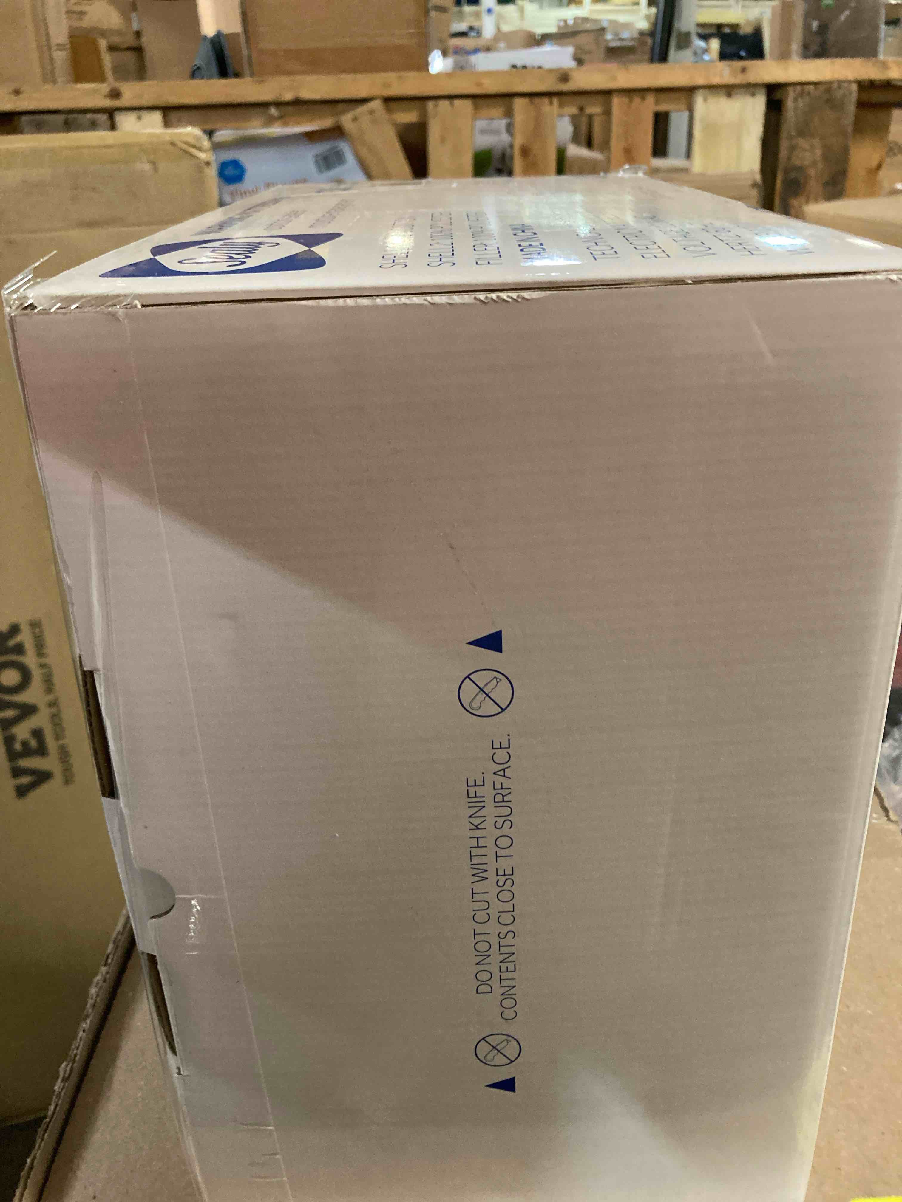 https://s3.amazonaws.com/lotting-images-prod/phillipi/YEL5922069_1712944305859.jpeg