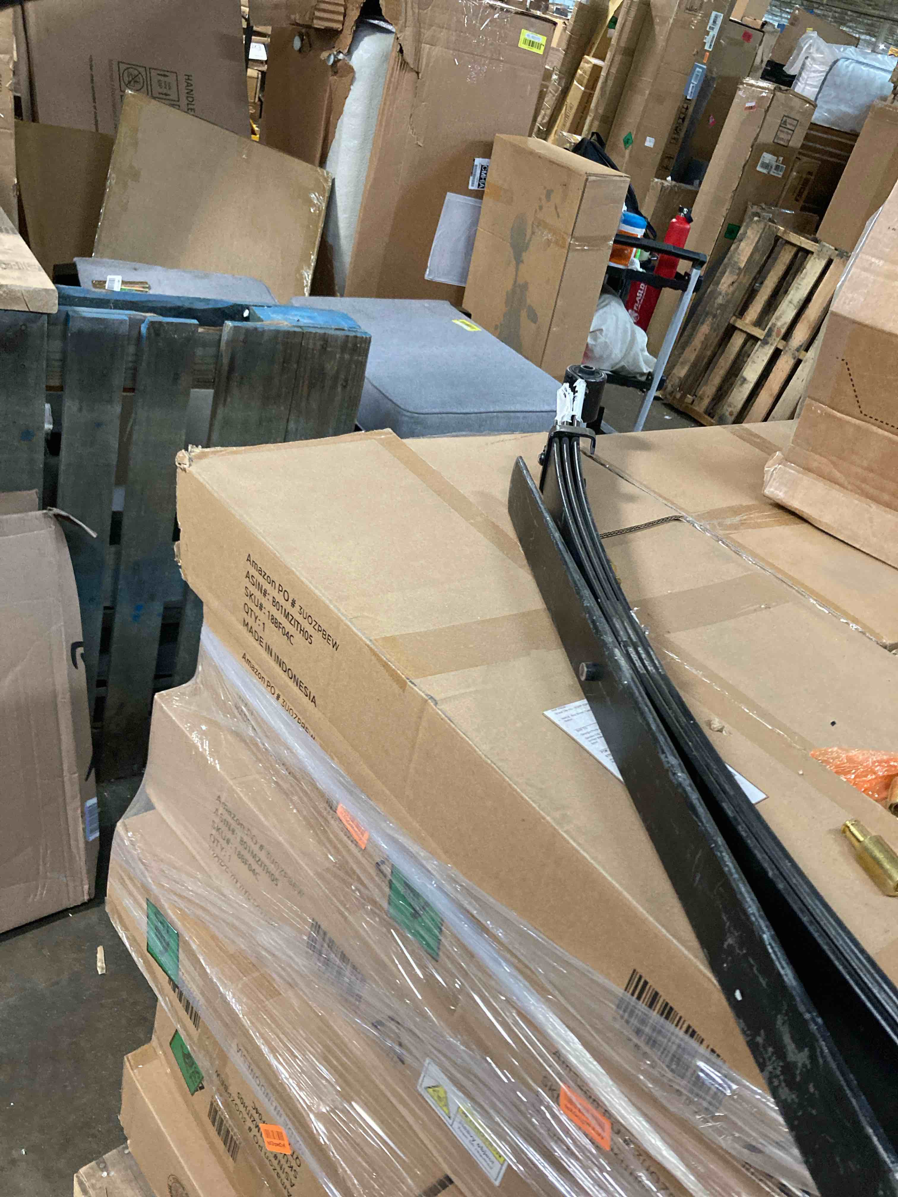 https://s3.amazonaws.com/lotting-images-prod/phillipi/YEL5922079_1712946657935.jpeg