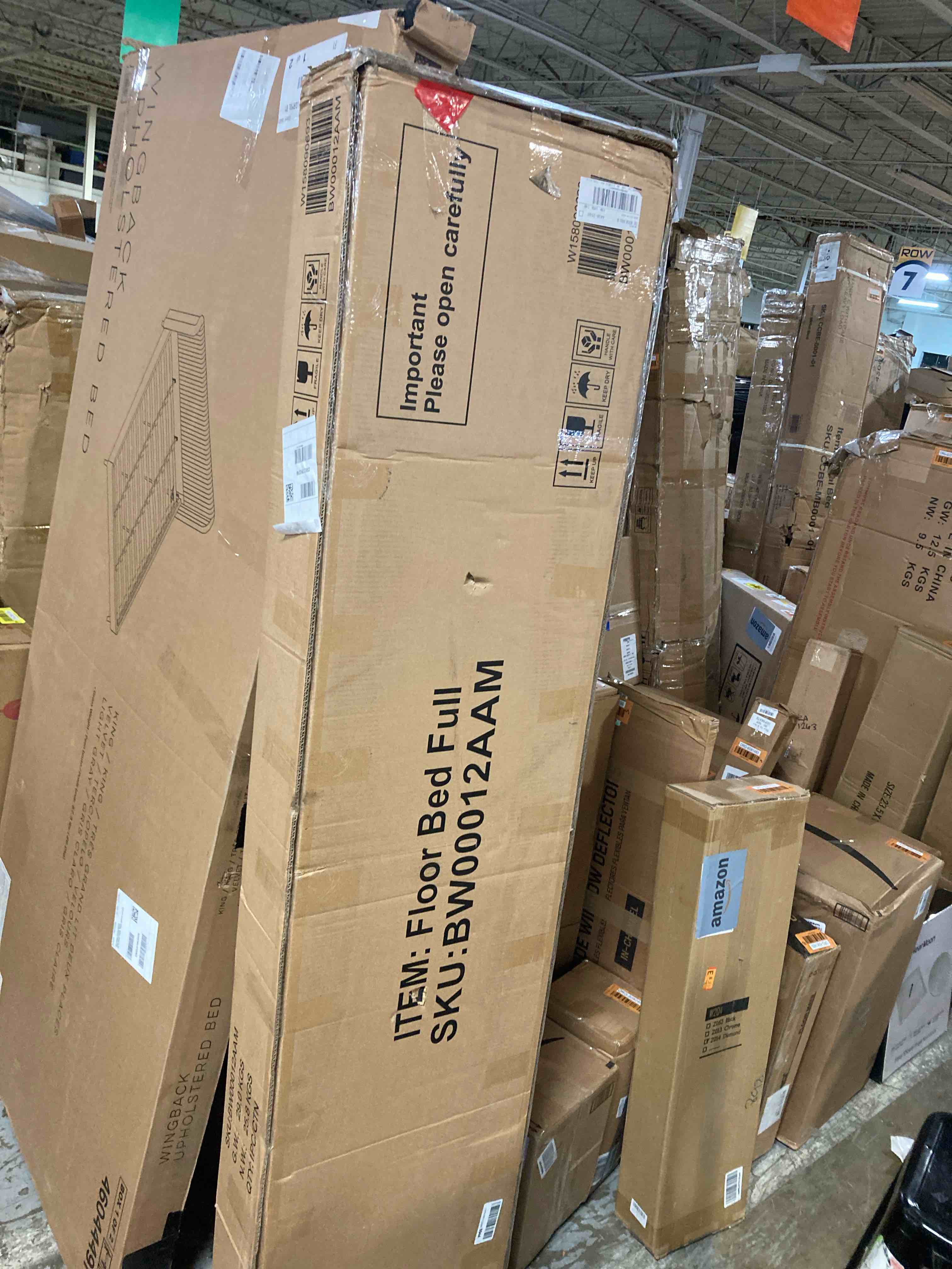 https://s3.amazonaws.com/lotting-images-prod/phillipi/YEL5922105_1712872495094.jpeg